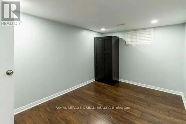 LOWER - 244 PARKVIEW HILL CRESCENT