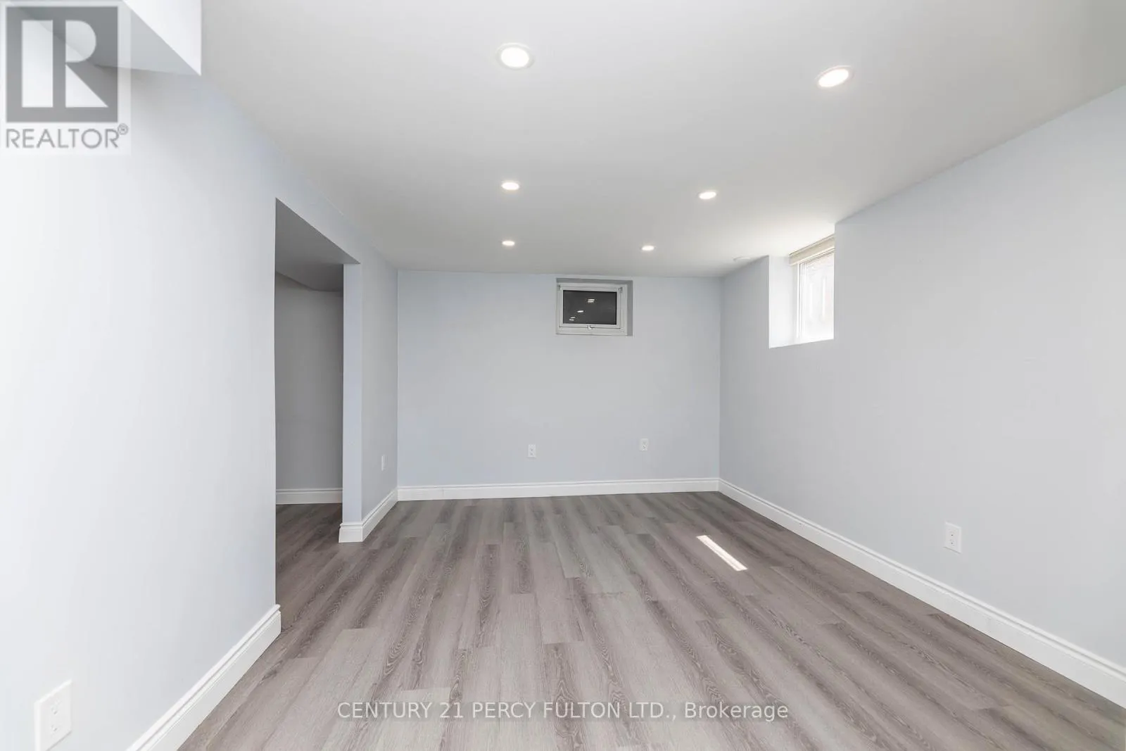 BSMT - 647 PERRY CRESCENT