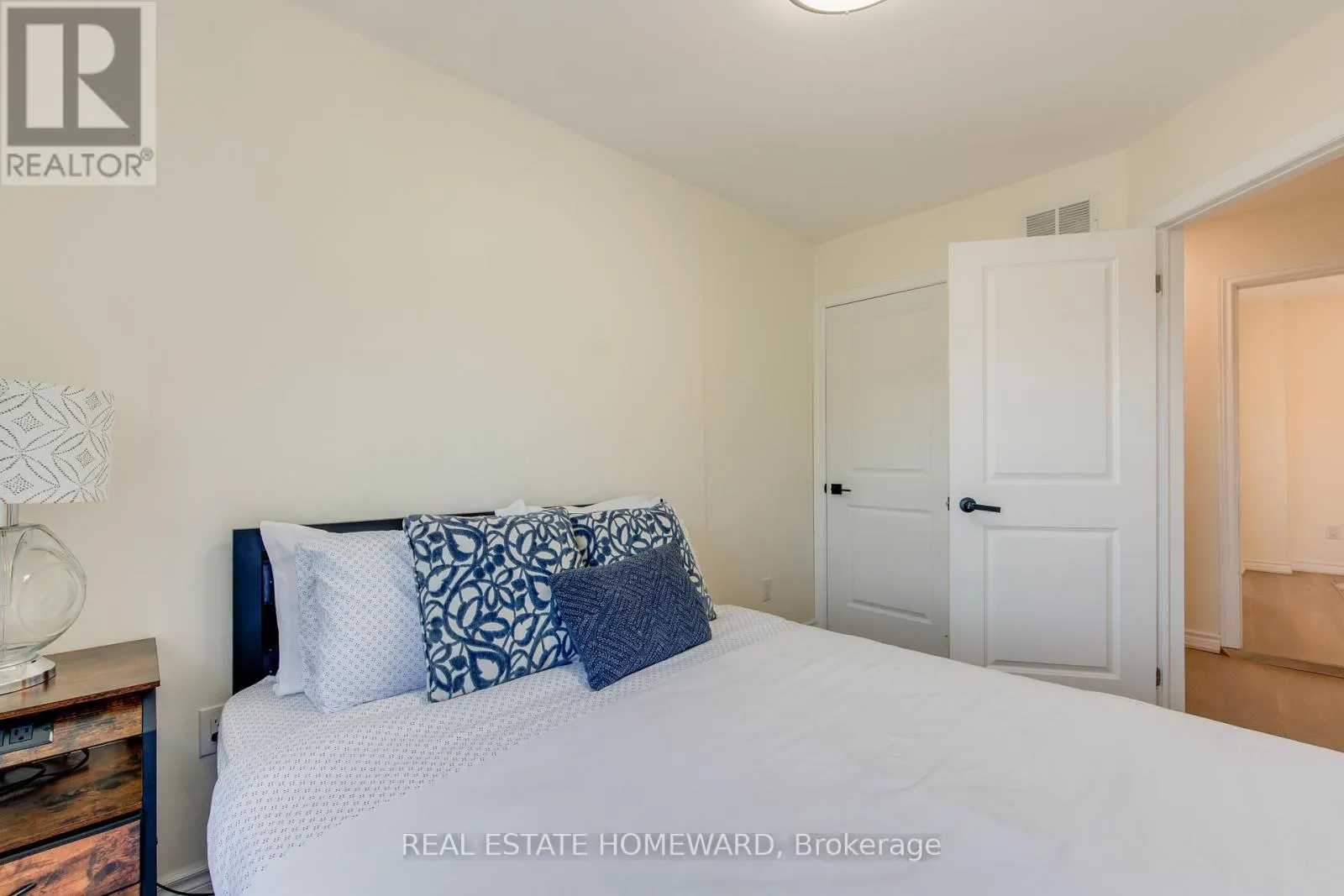 353 VICTORIA PARK AVENUE