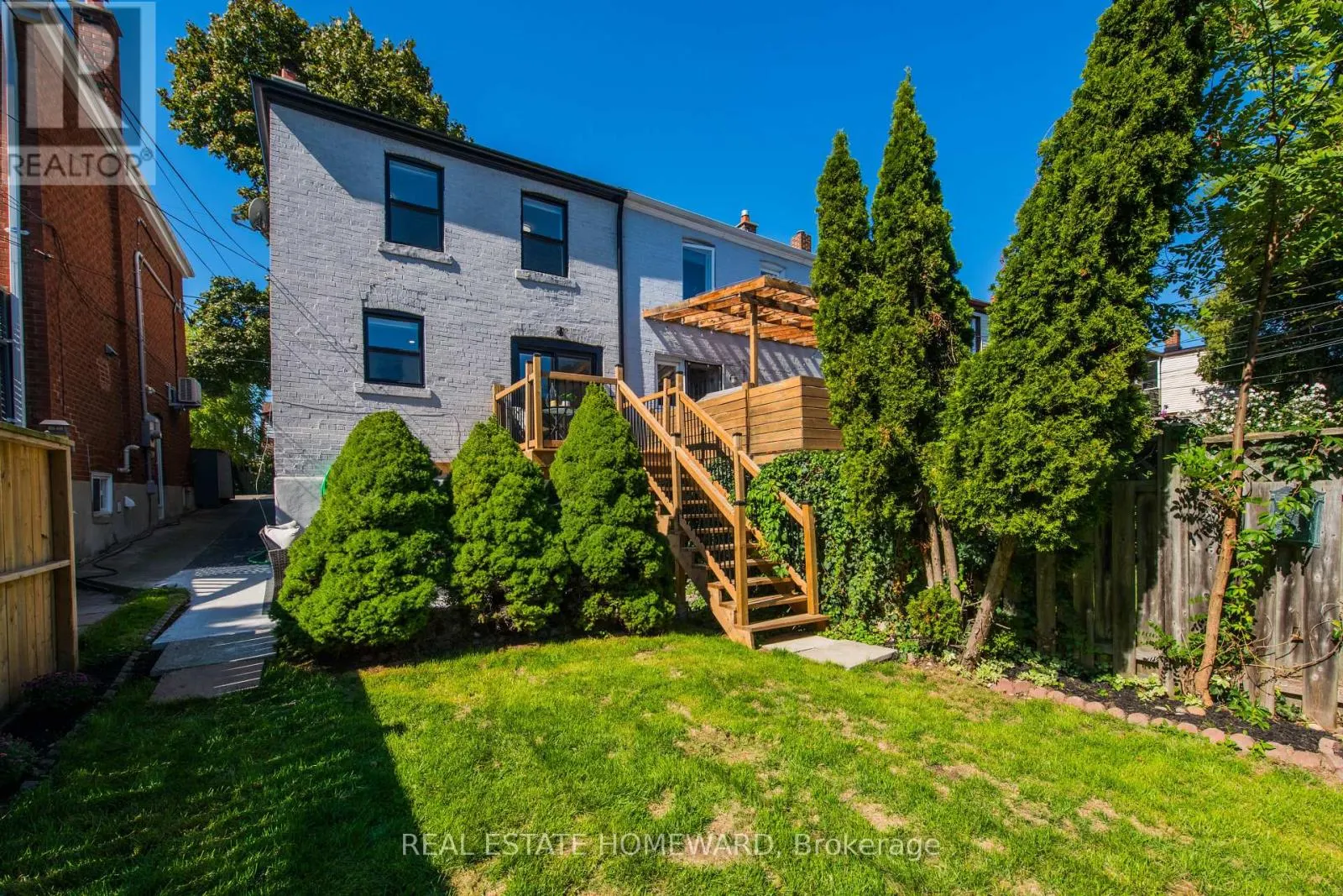 353 VICTORIA PARK AVENUE