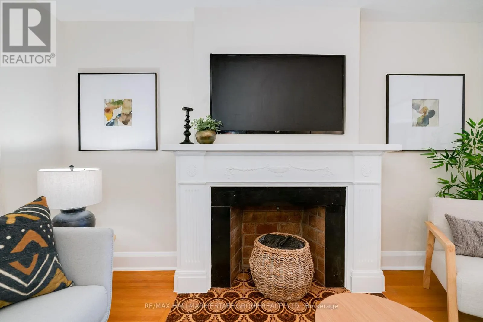 61 SPRINGDALE BOULEVARD