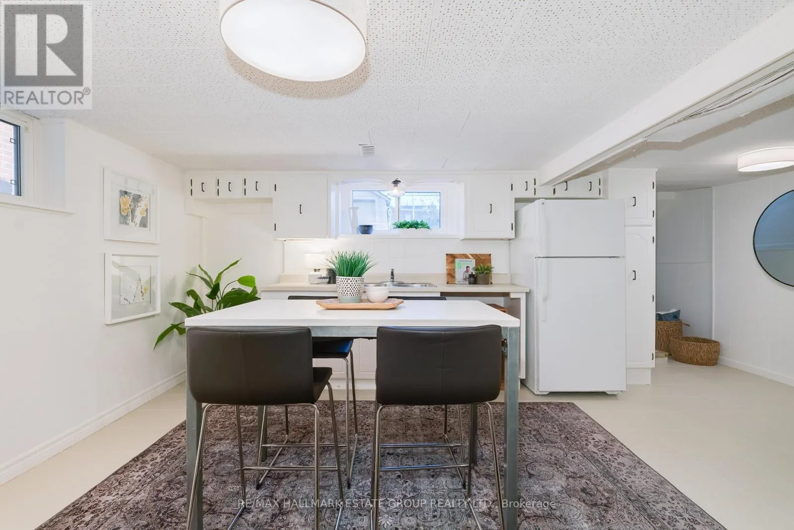 61 SPRINGDALE BOULEVARD