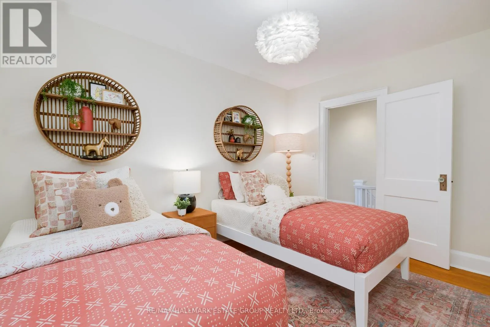 61 SPRINGDALE BOULEVARD