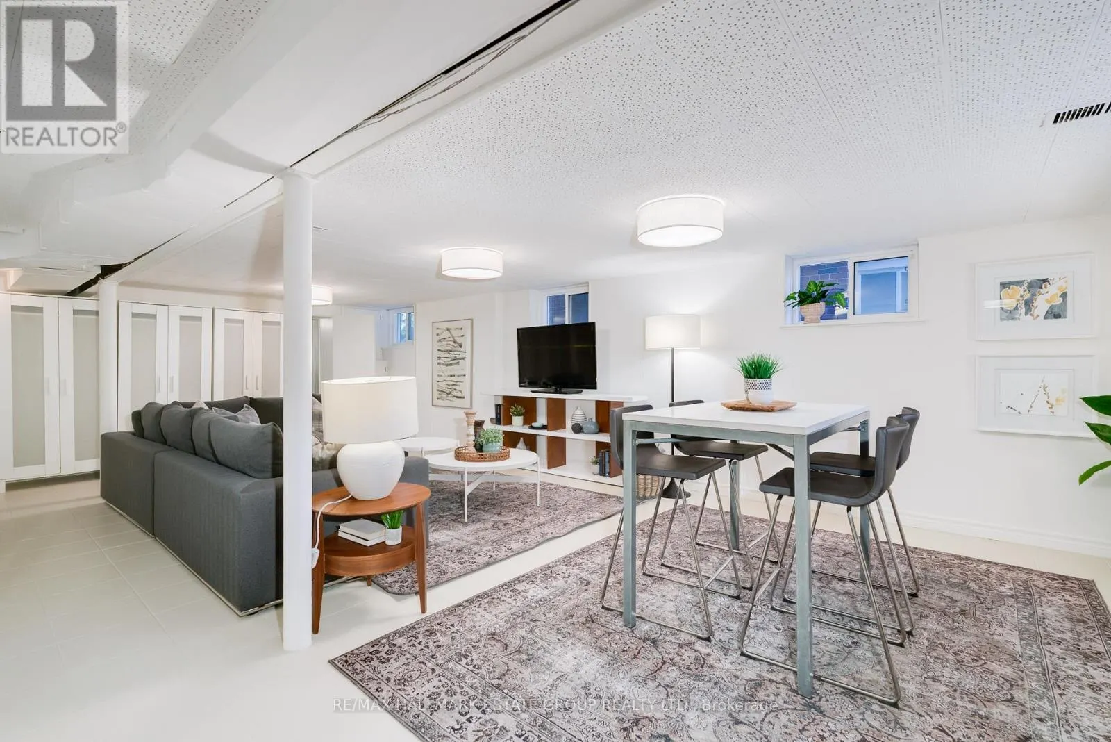 61 SPRINGDALE BOULEVARD