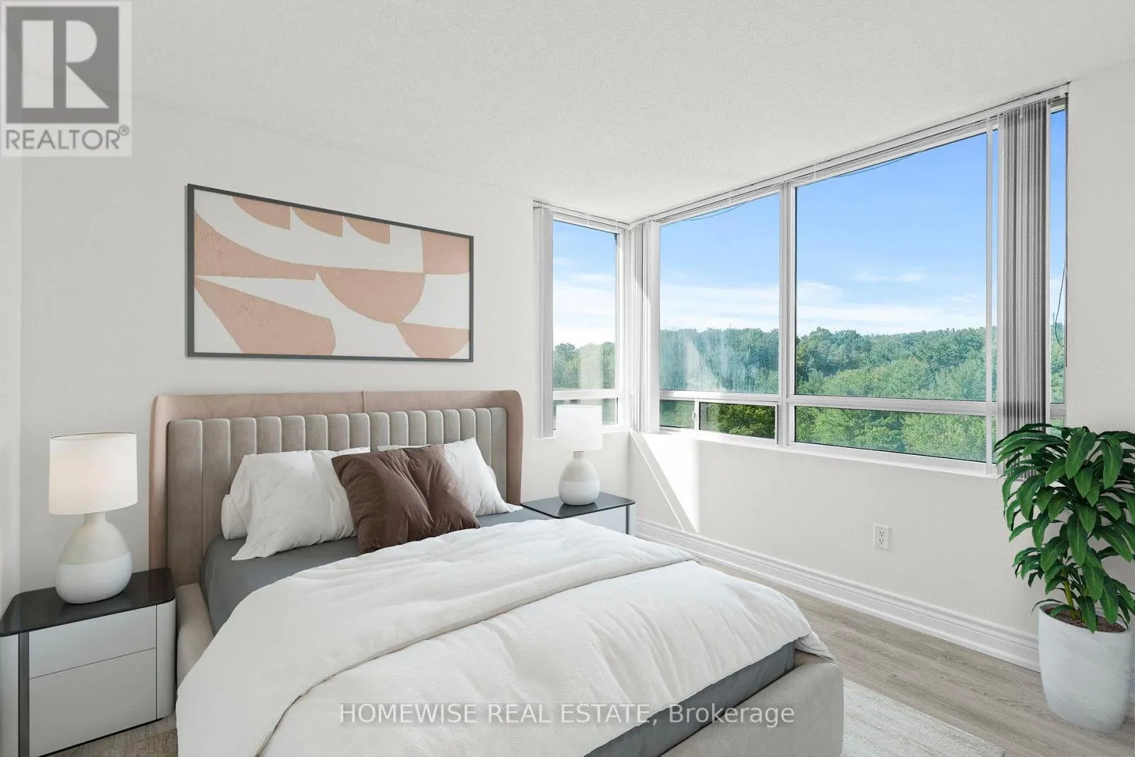 906 - 3050 ELLESMERE ROAD