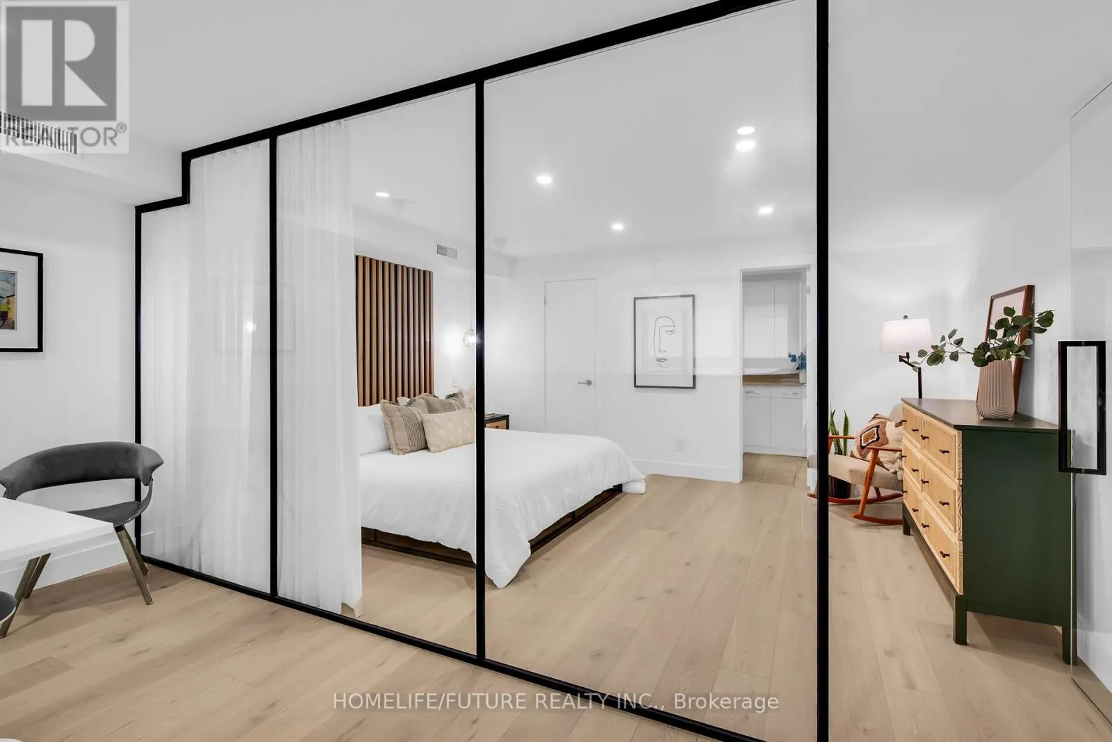 102 - 660 PAPE AVENUE