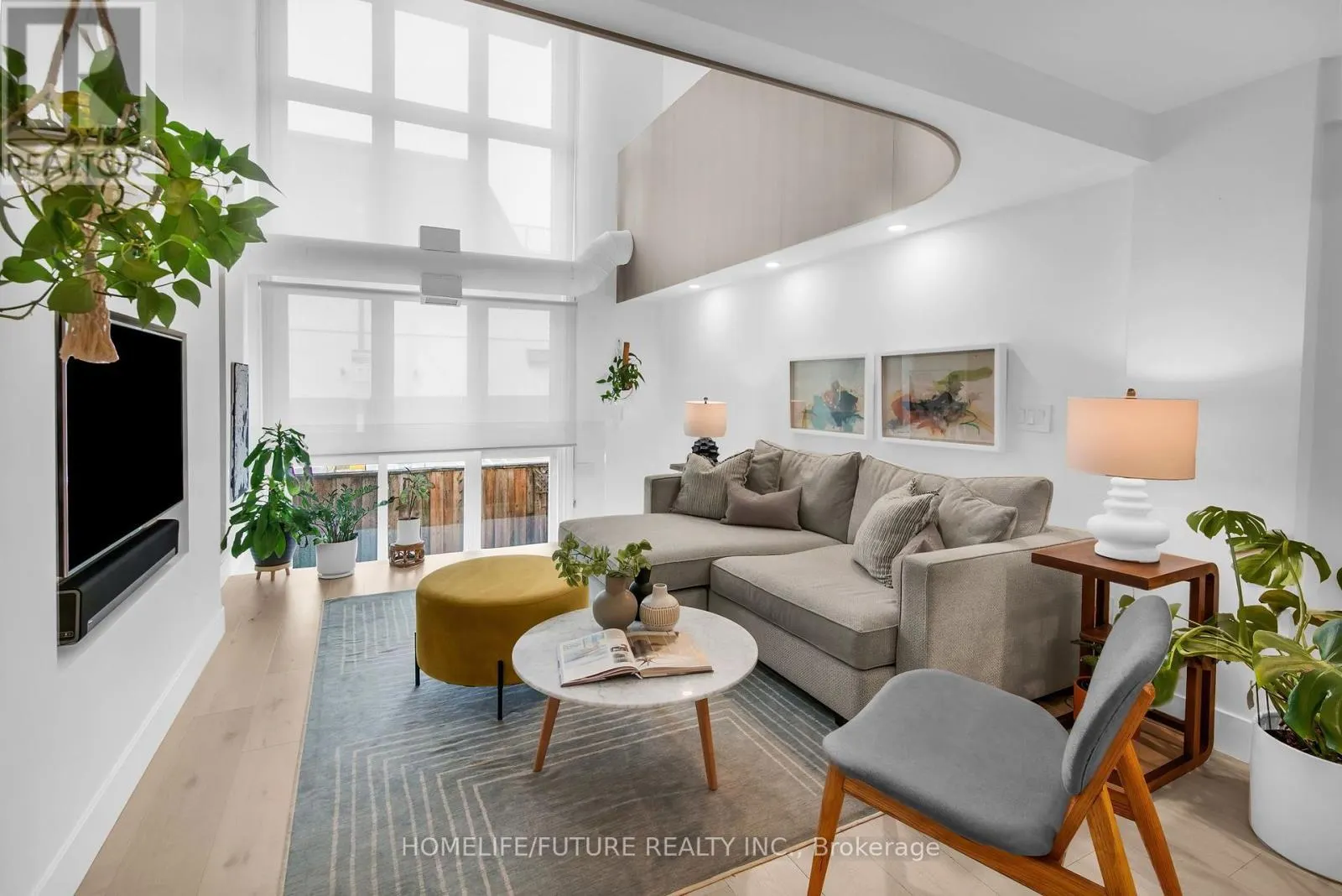 102 - 660 PAPE AVENUE