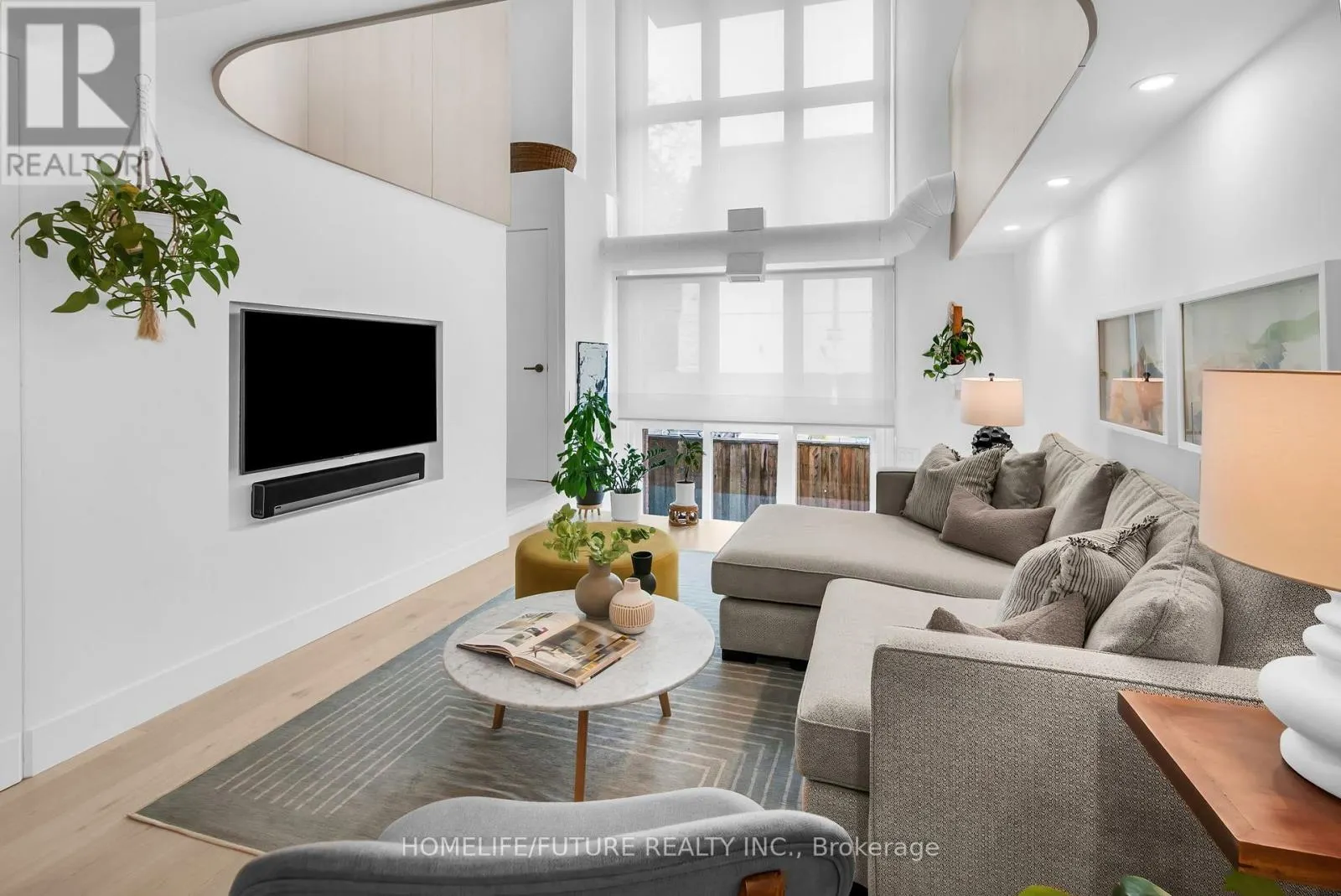 102 - 660 PAPE AVENUE