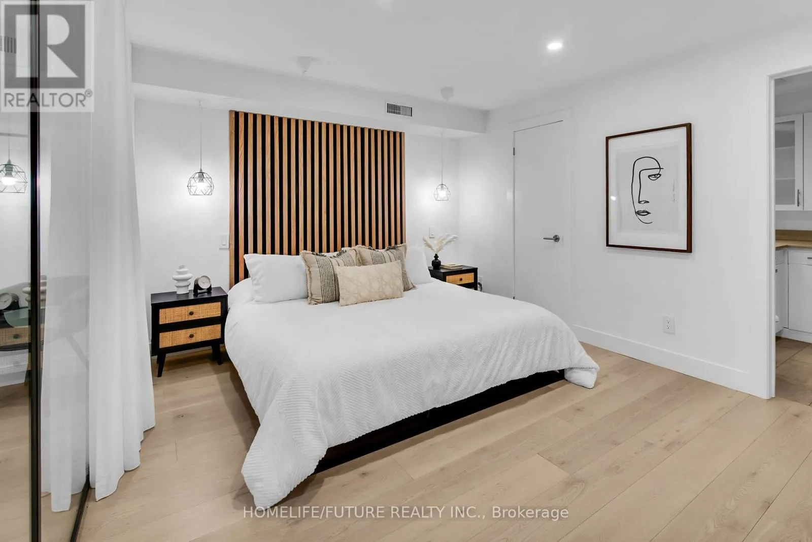 102 - 660 PAPE AVENUE