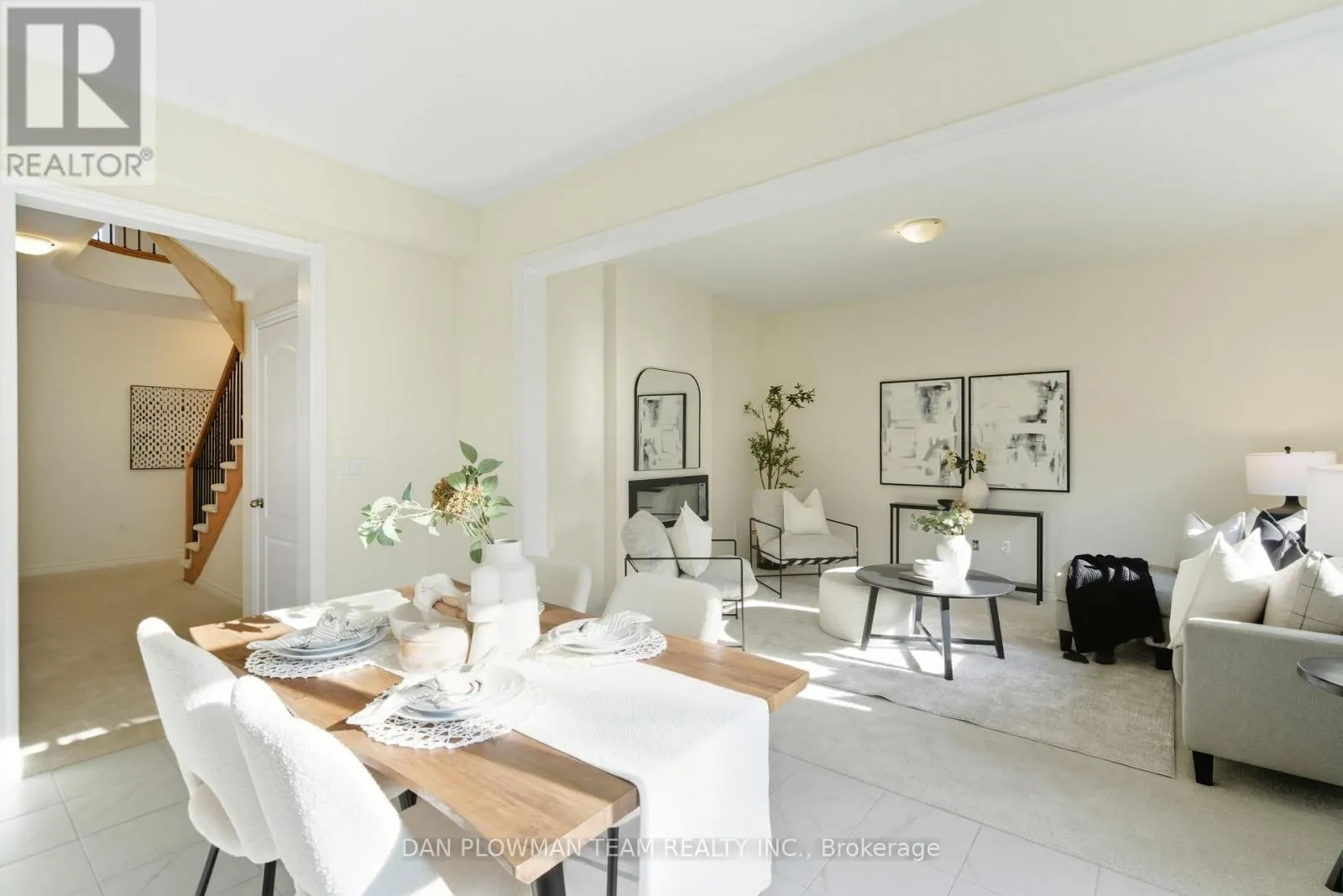 98 NORTH GARDEN BOULEVARD