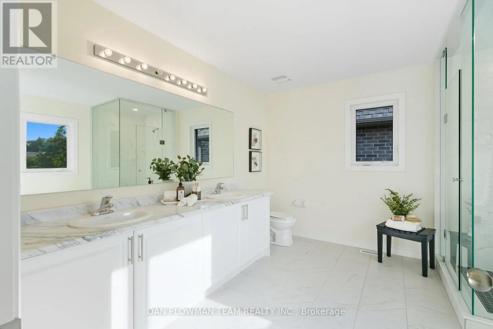 98 NORTH GARDEN BOULEVARD