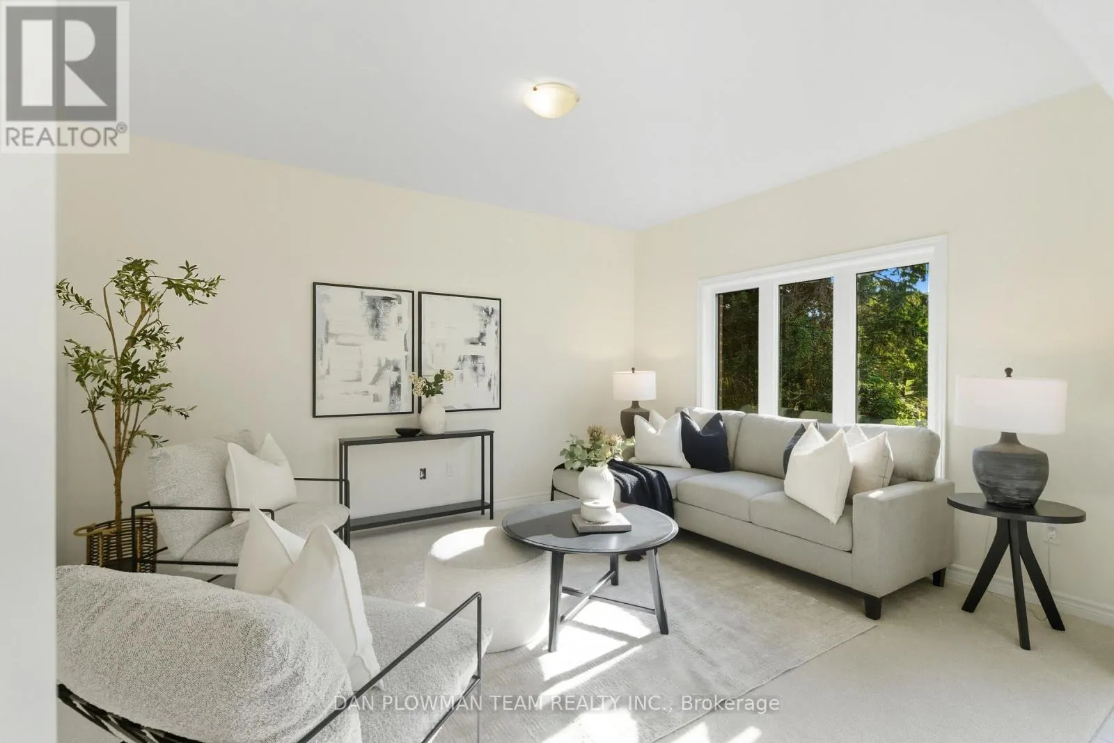 98 NORTH GARDEN BOULEVARD