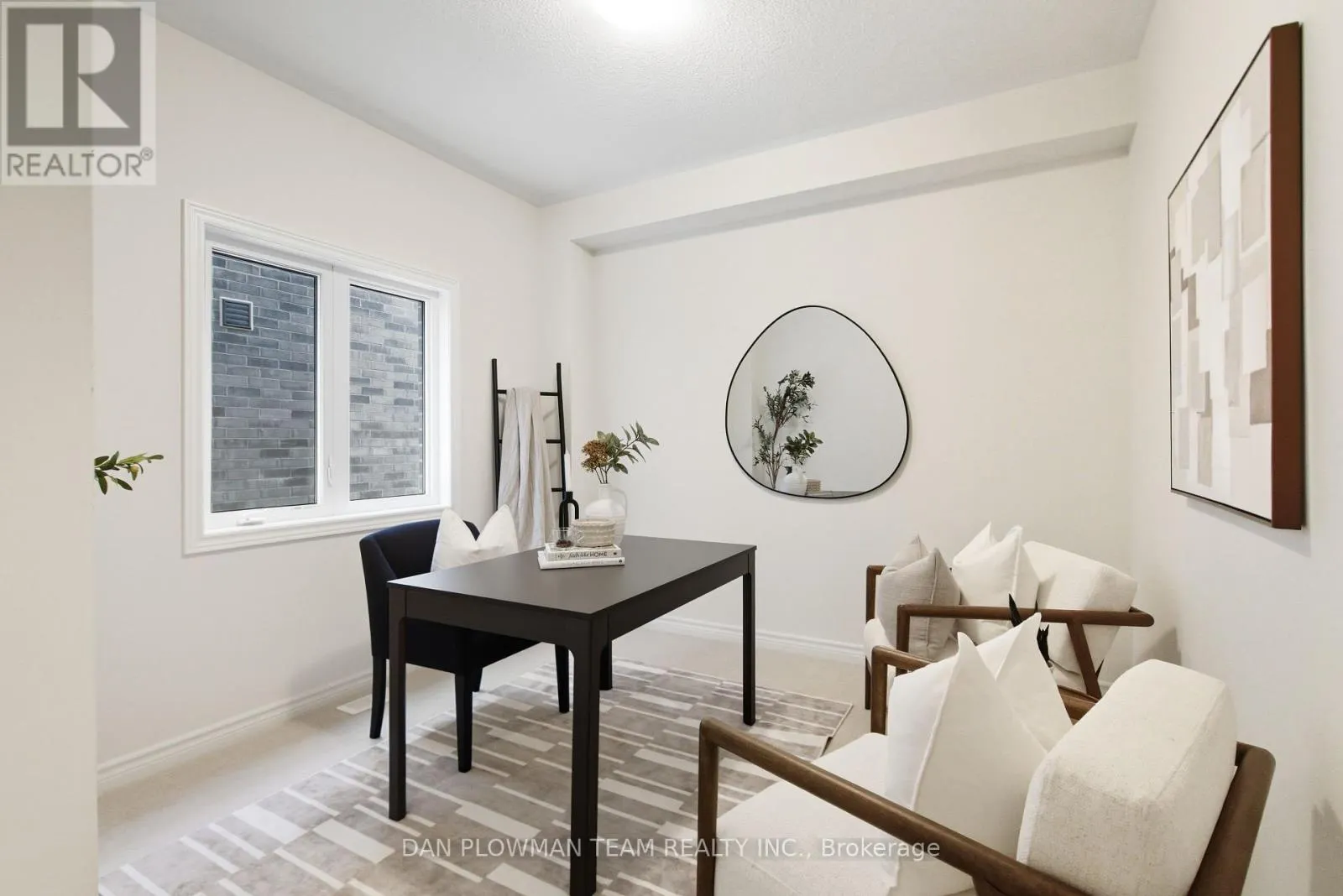 98 NORTH GARDEN BOULEVARD