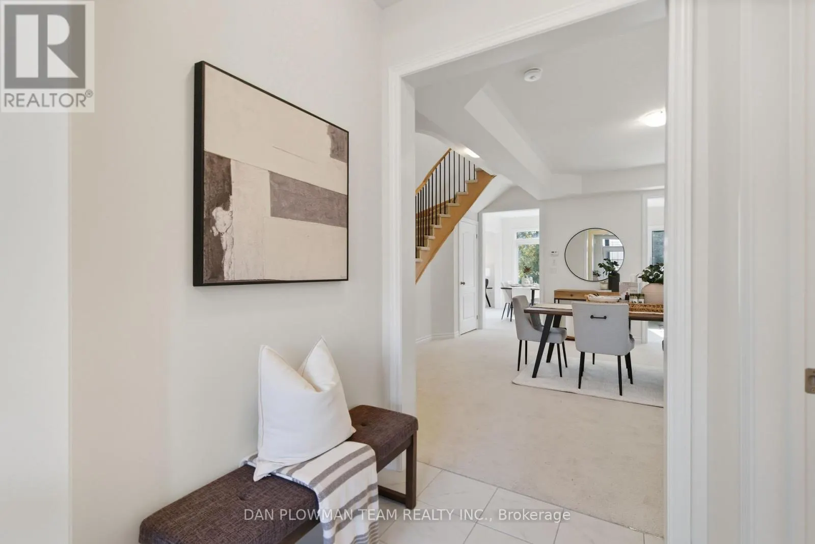 98 NORTH GARDEN BOULEVARD