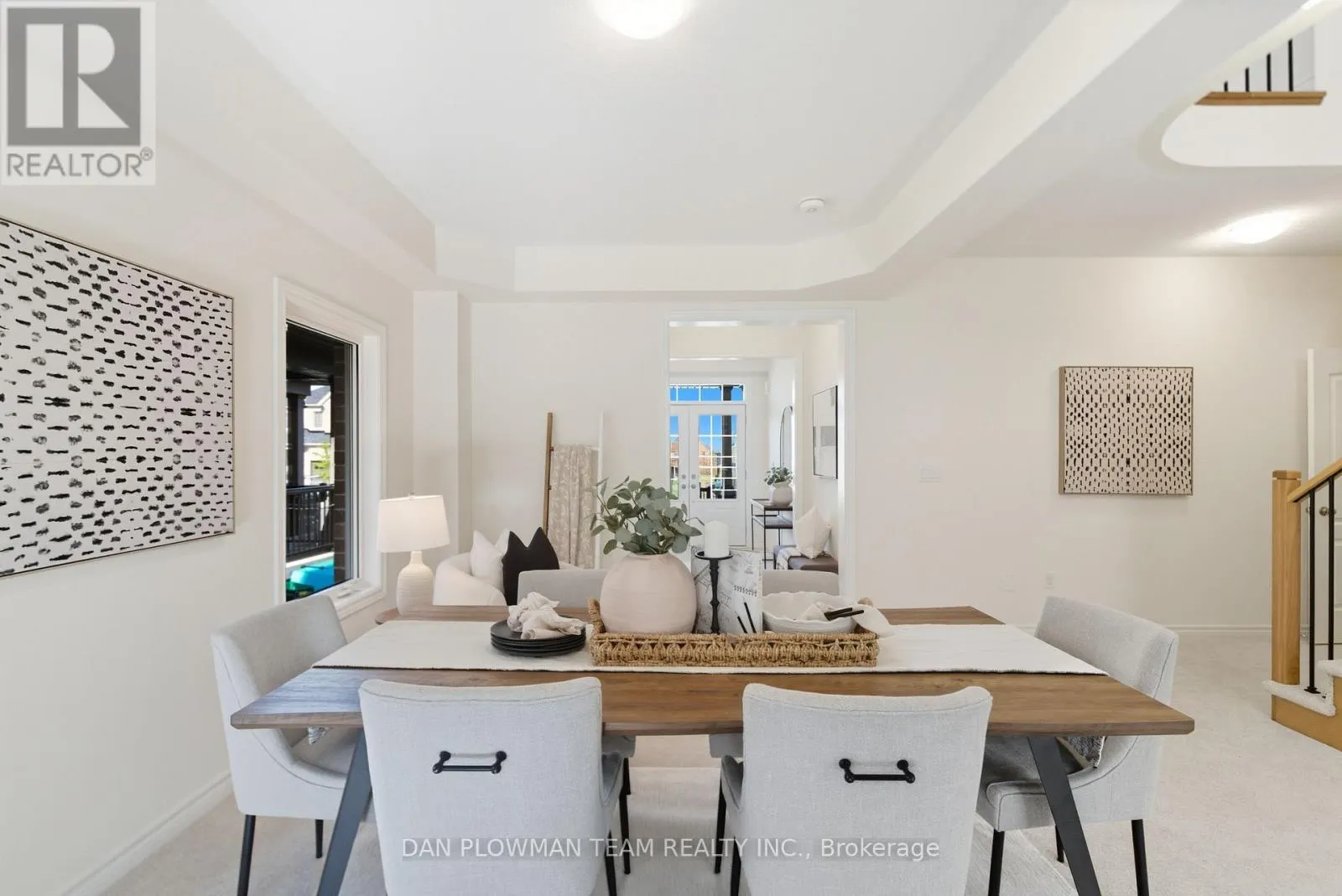 98 NORTH GARDEN BOULEVARD