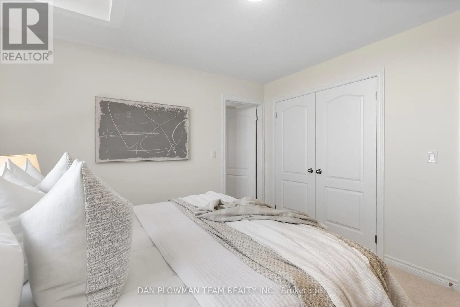 98 NORTH GARDEN BOULEVARD