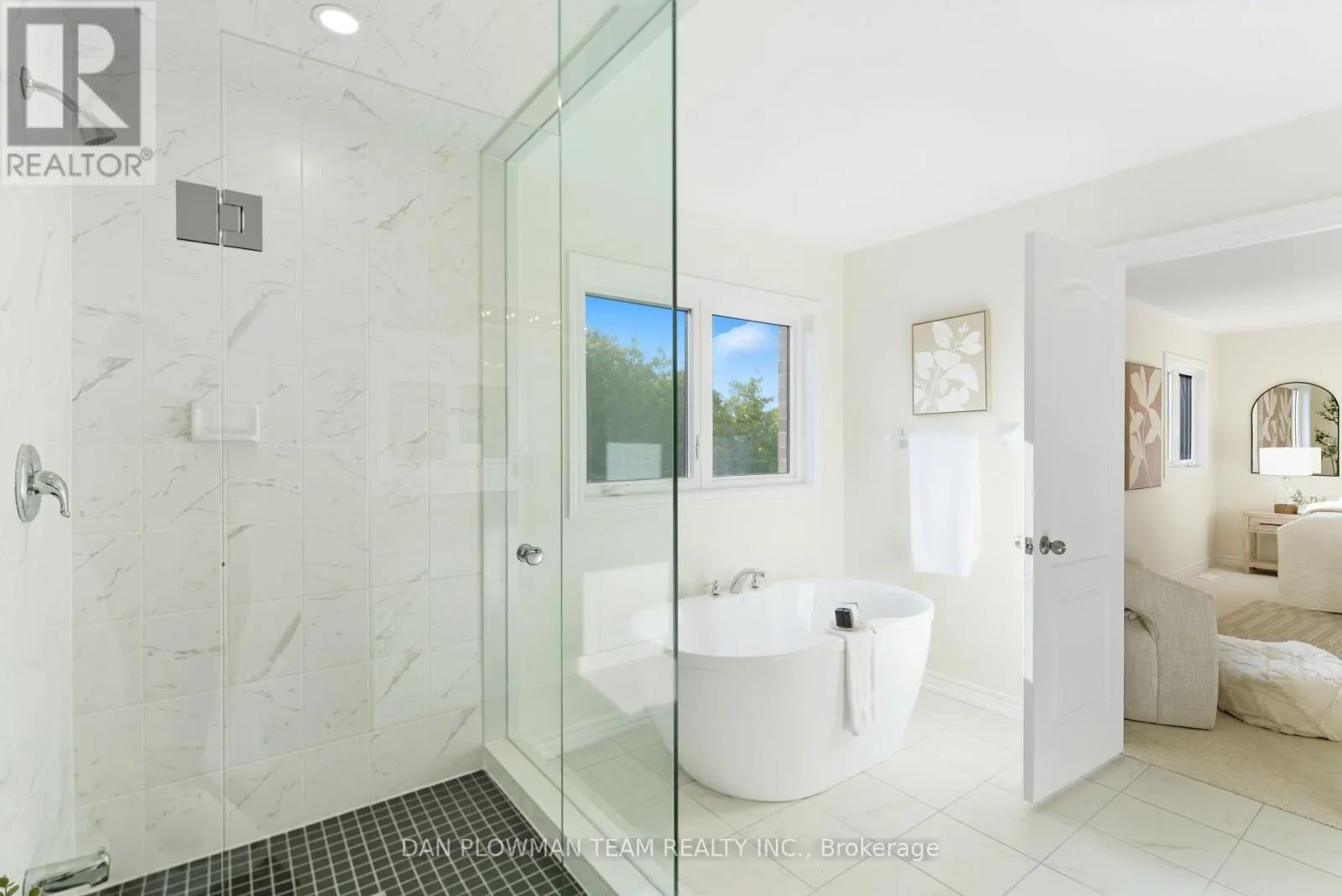 98 NORTH GARDEN BOULEVARD