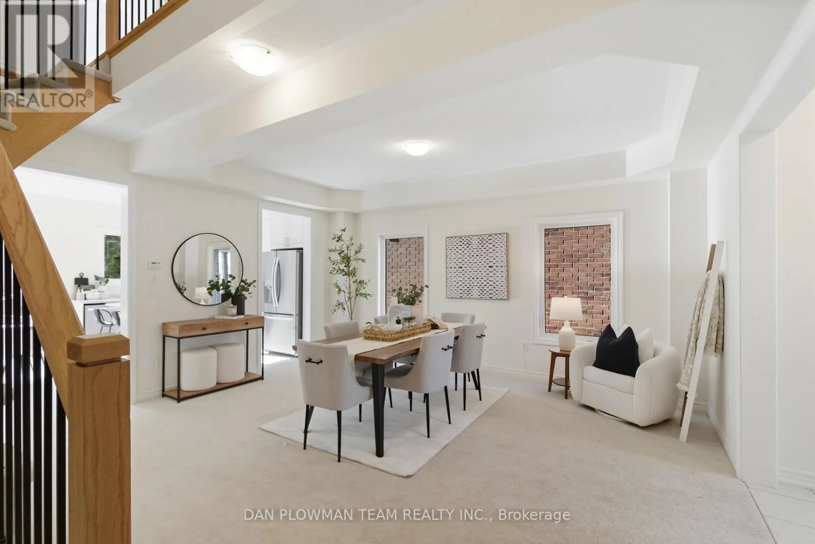 98 NORTH GARDEN BOULEVARD