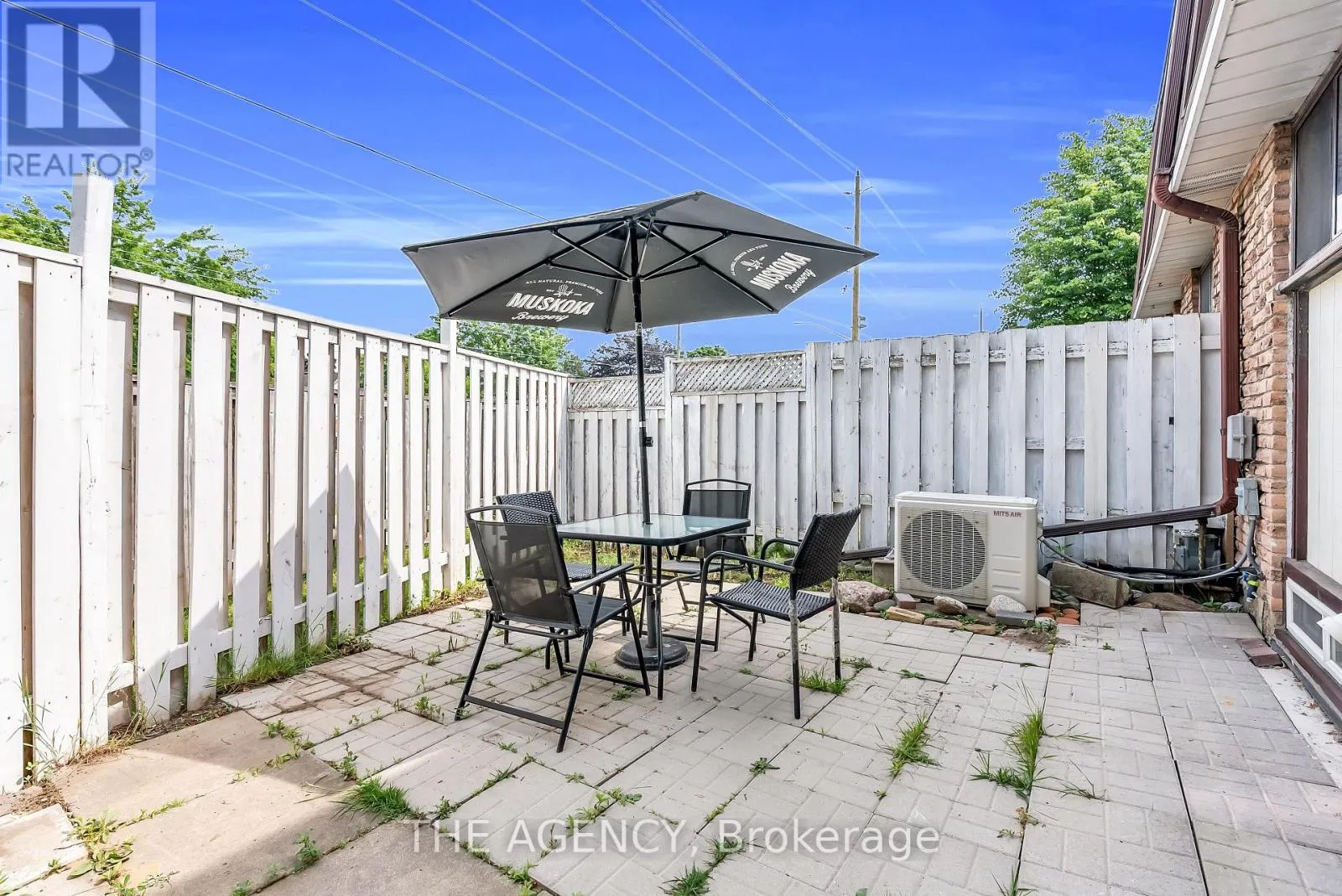 35 - 1333 MARY STREET N