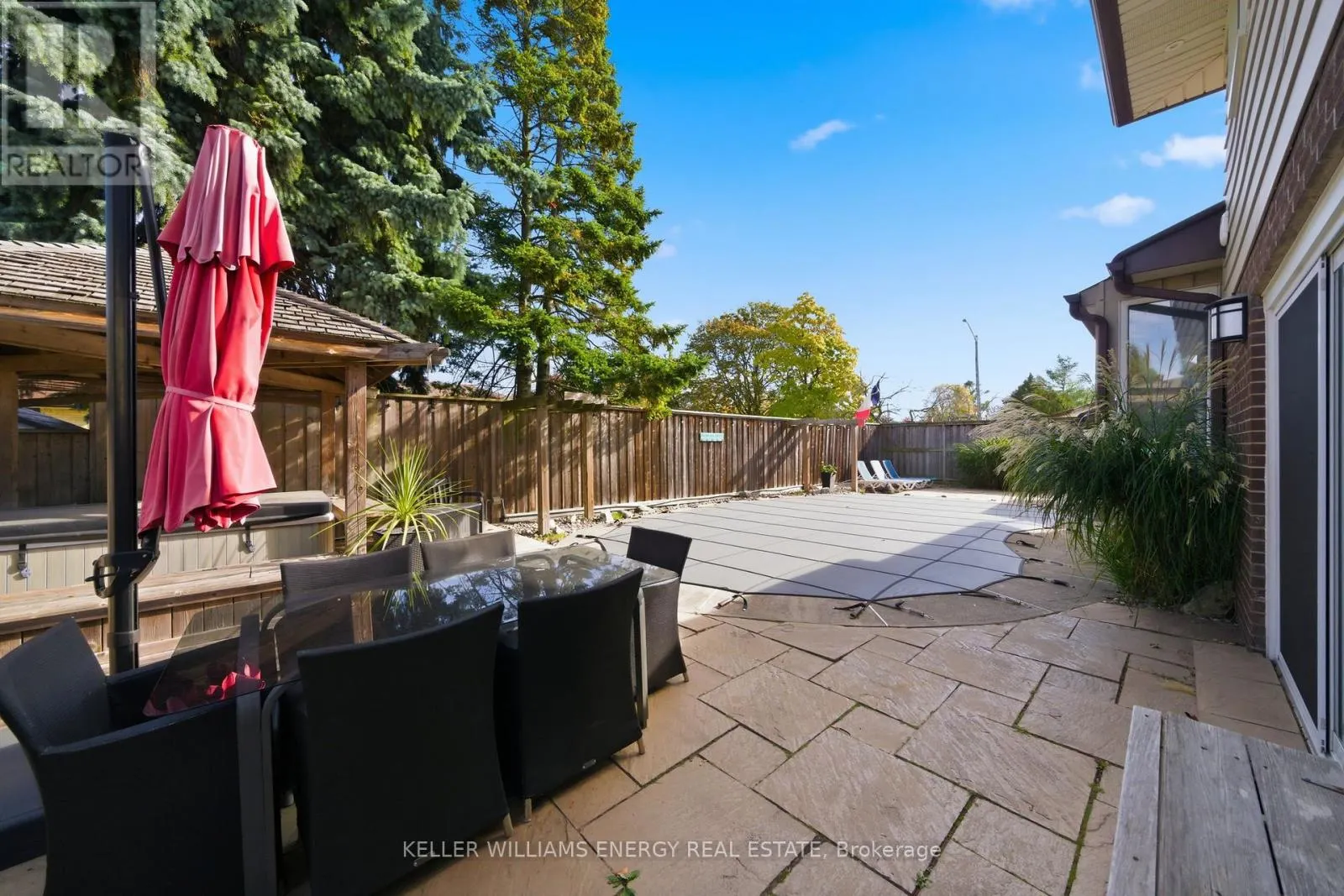 781 FERNHILL BOULEVARD