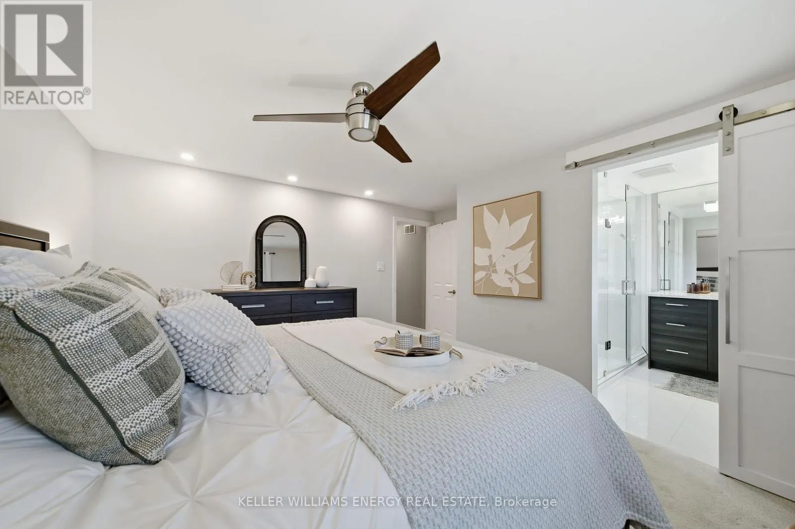 781 FERNHILL BOULEVARD