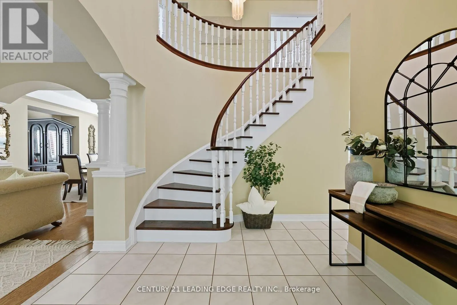 2308 ABBOTT CRESCENT