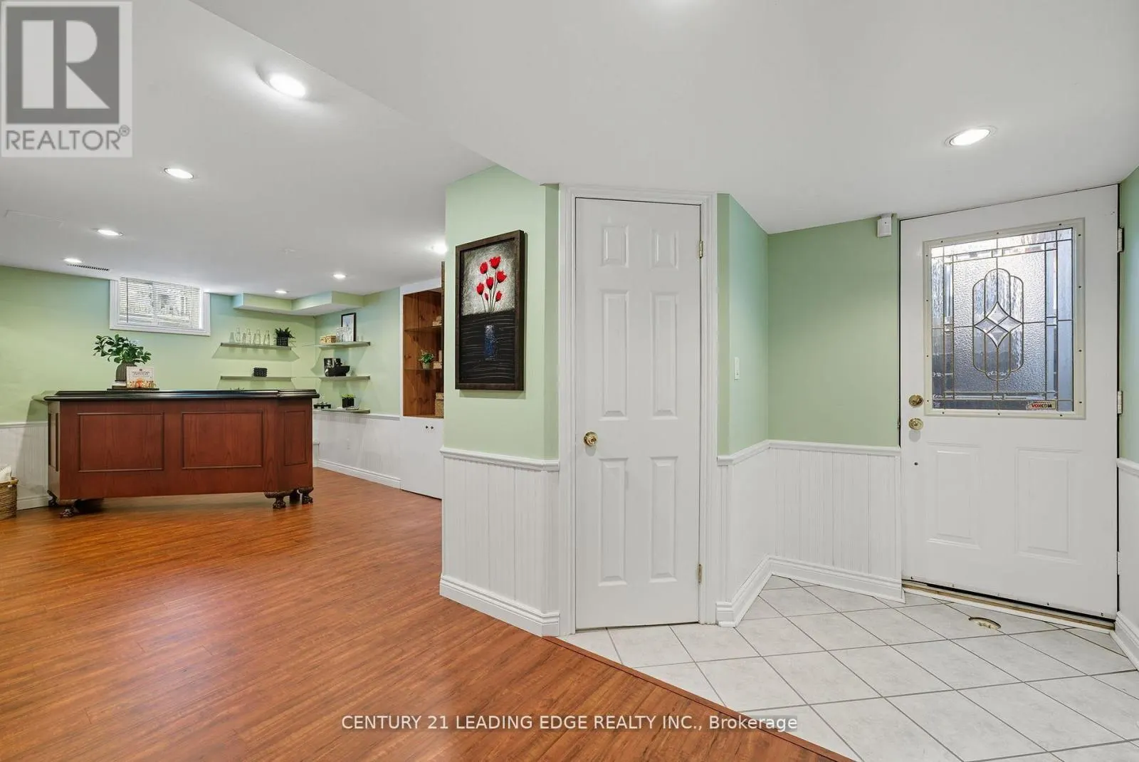 2308 ABBOTT CRESCENT