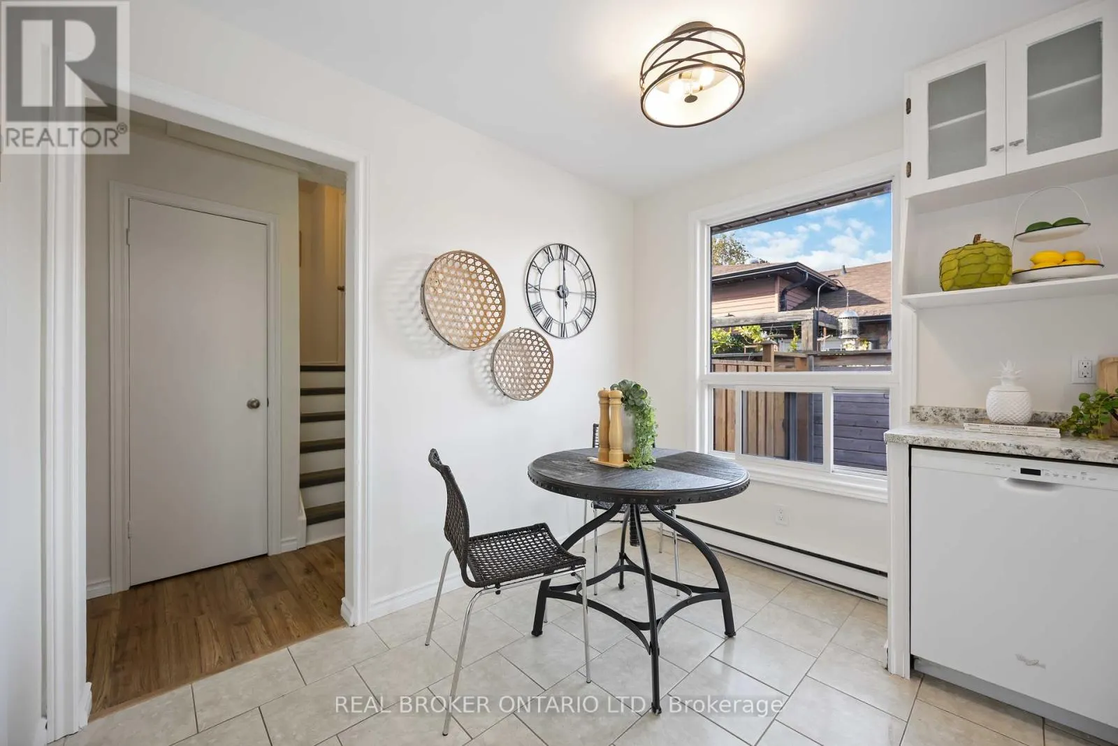 602 DORCHESTER DRIVE