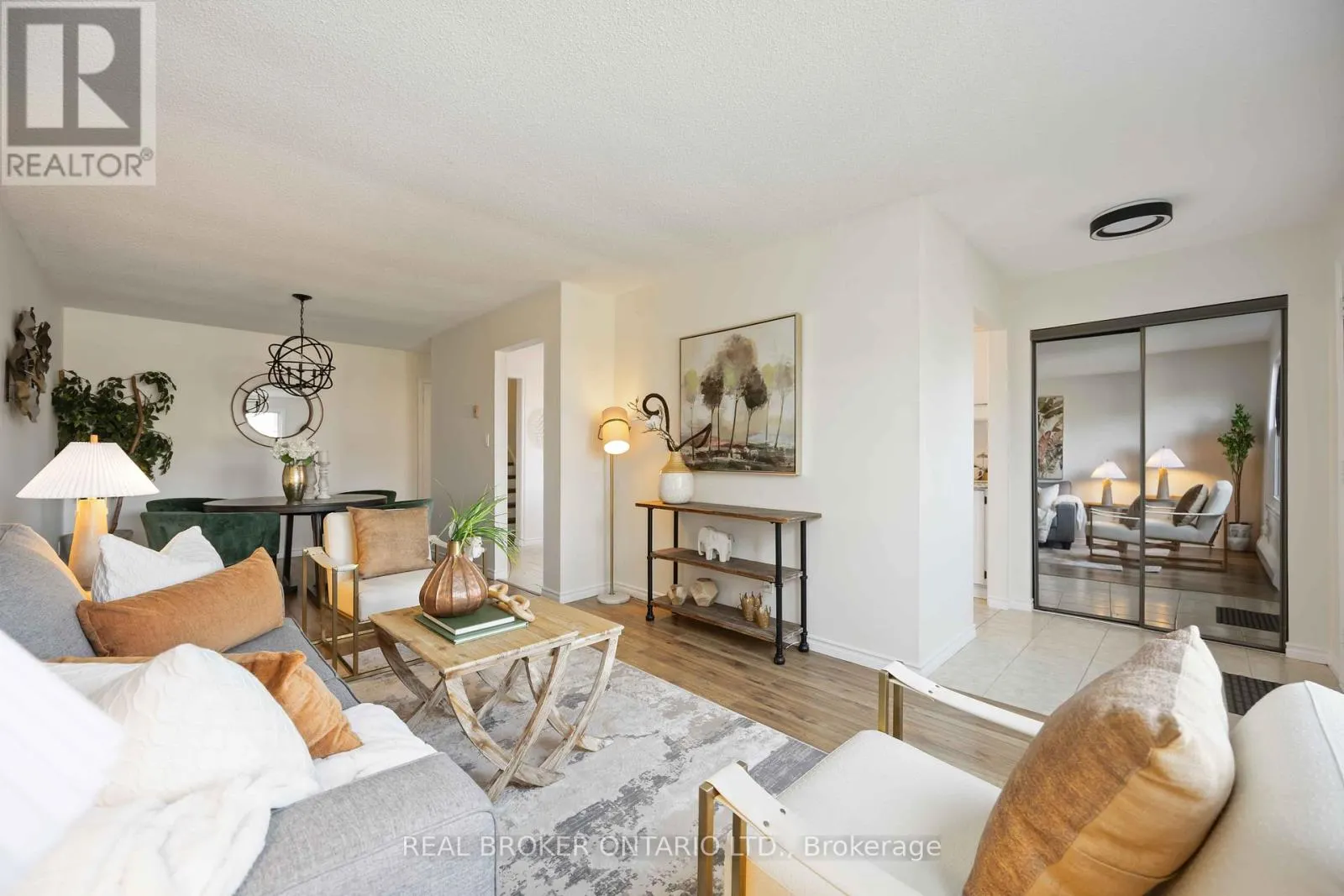 602 DORCHESTER DRIVE