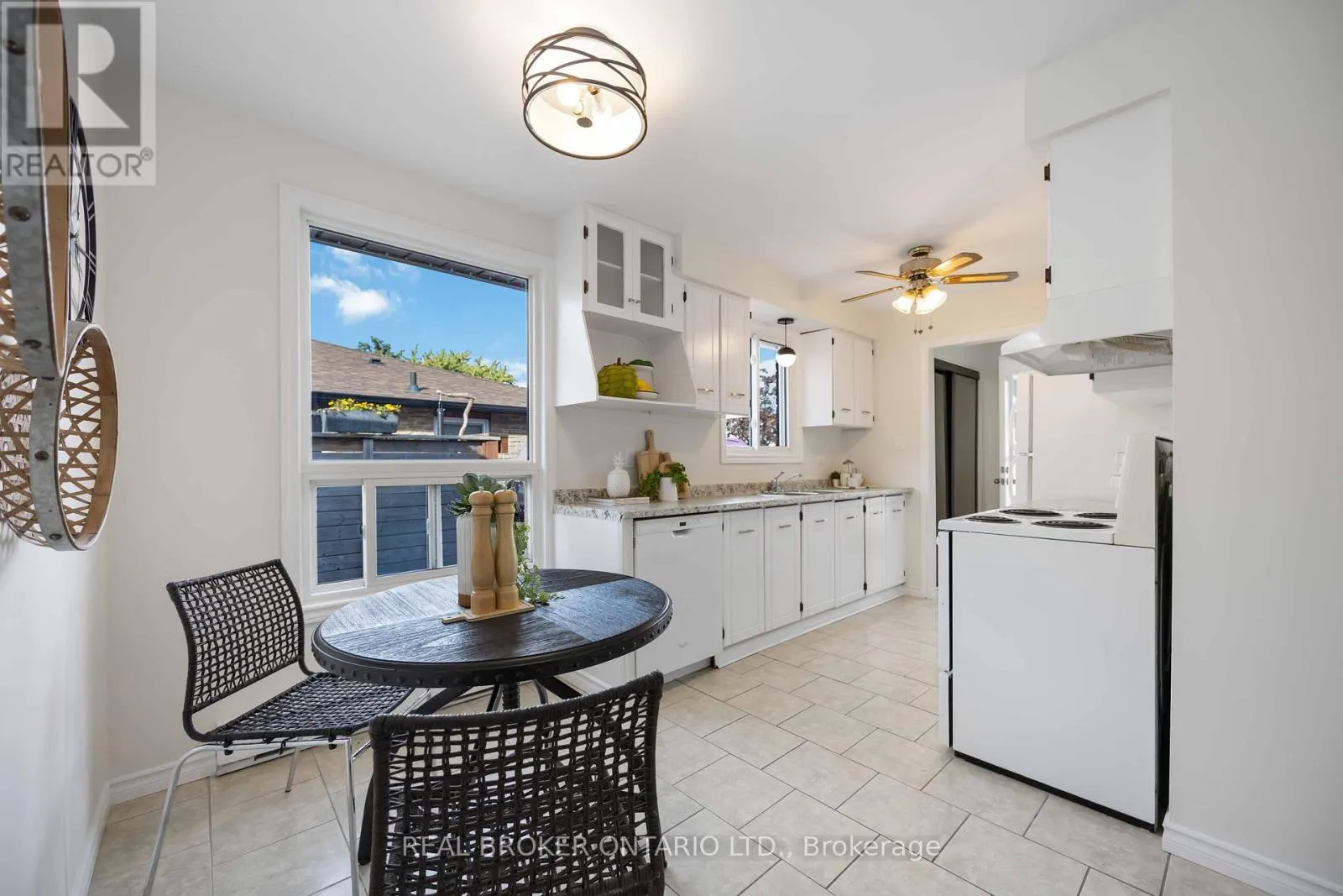 602 DORCHESTER DRIVE