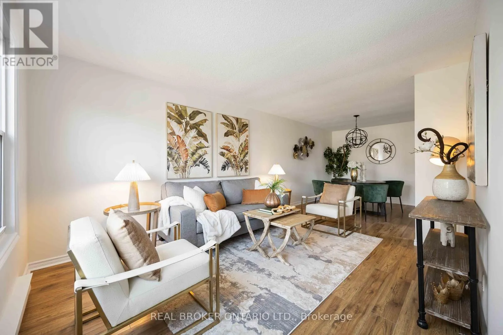 602 DORCHESTER DRIVE