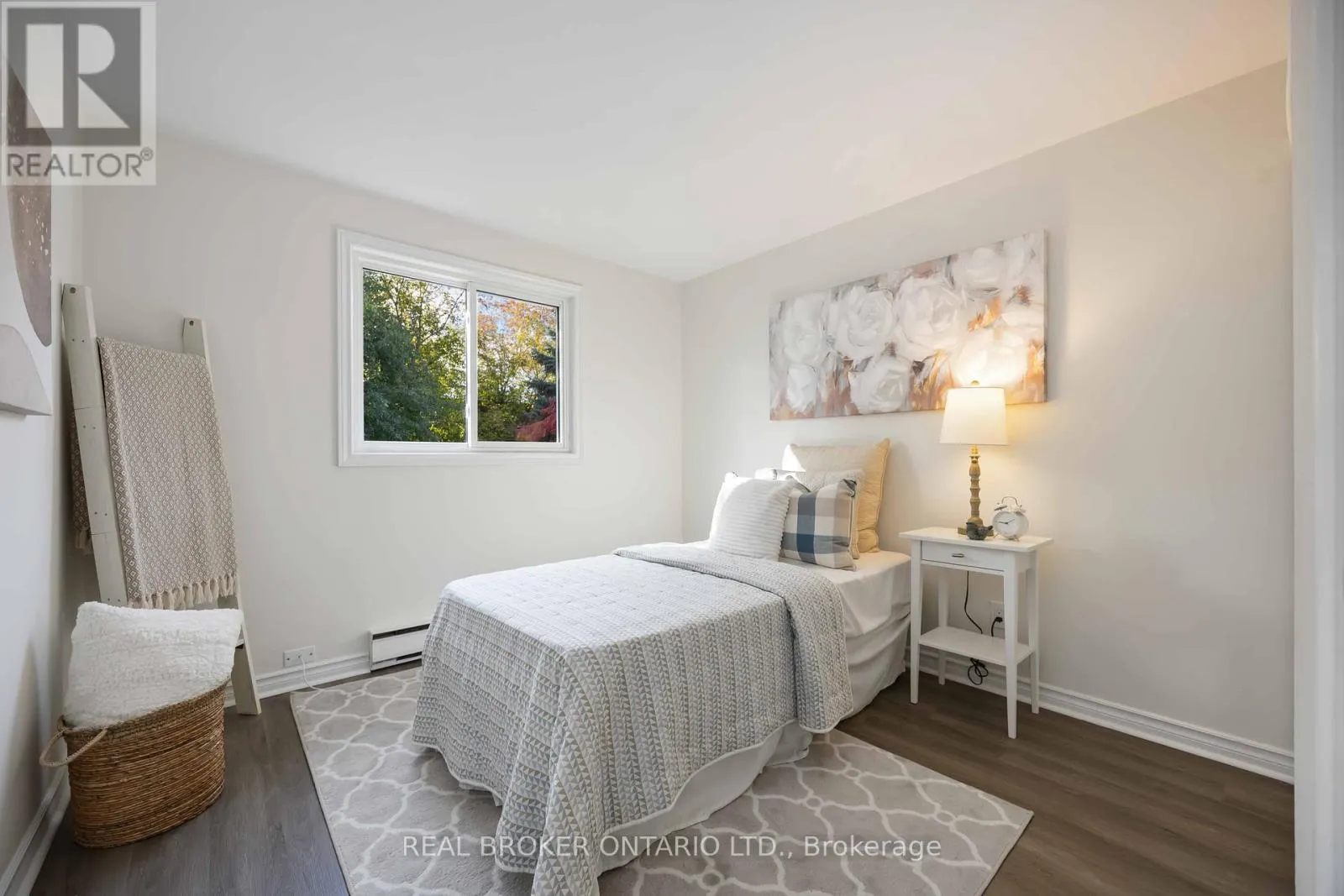 602 DORCHESTER DRIVE