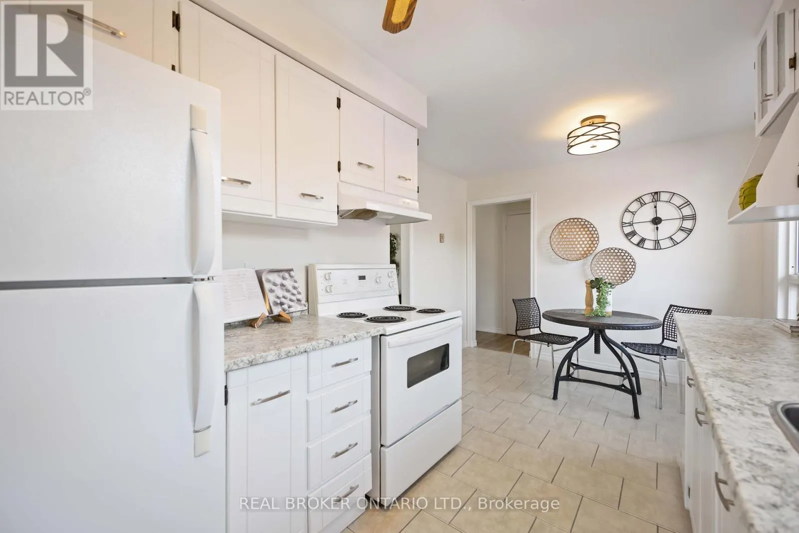 602 DORCHESTER DRIVE