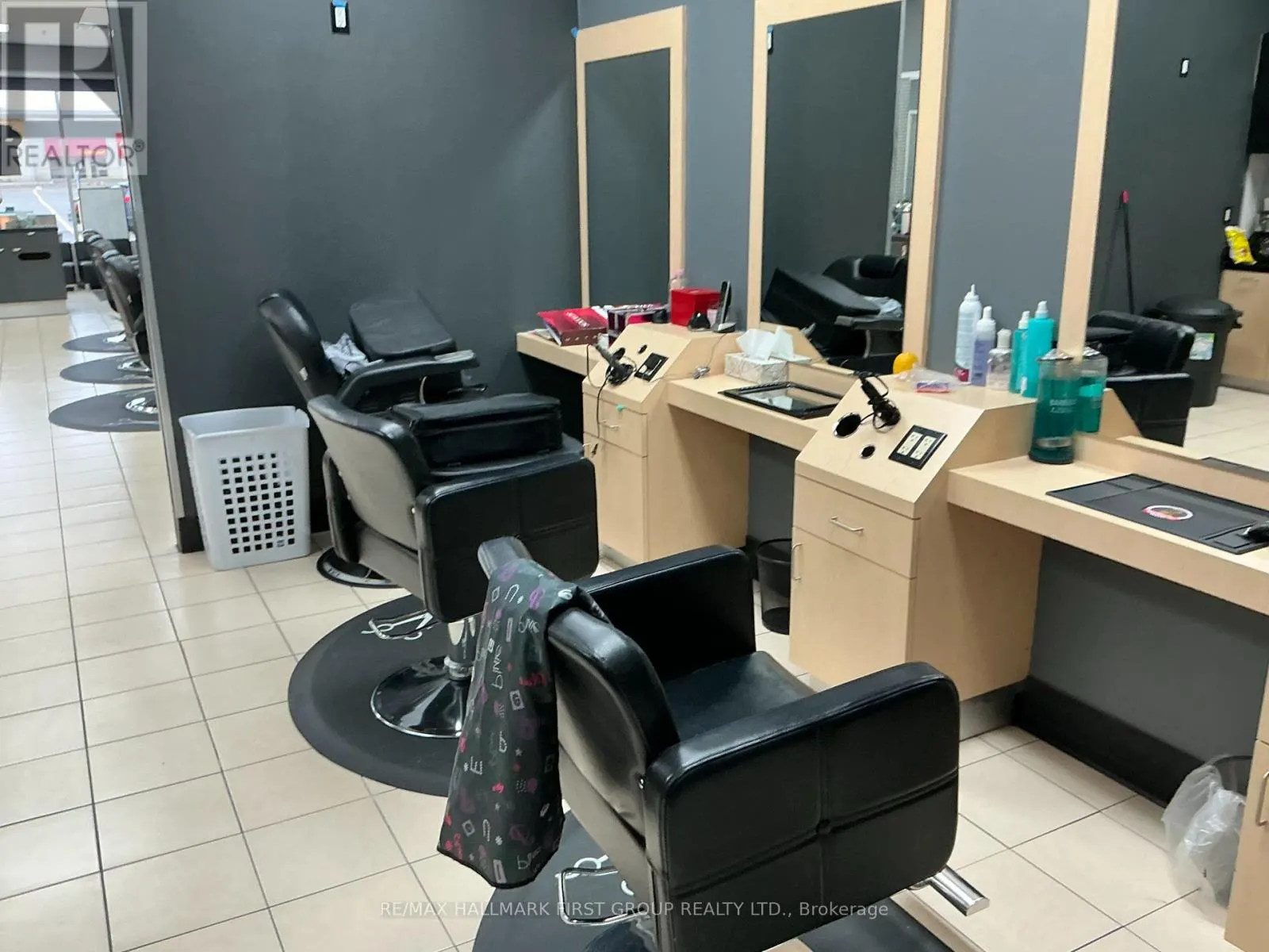 8 - 1965 SALEM ROAD N, #8