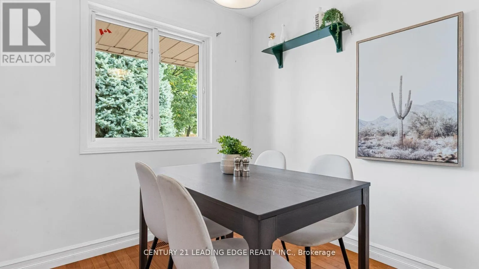 385 COMPTON CRESCENT