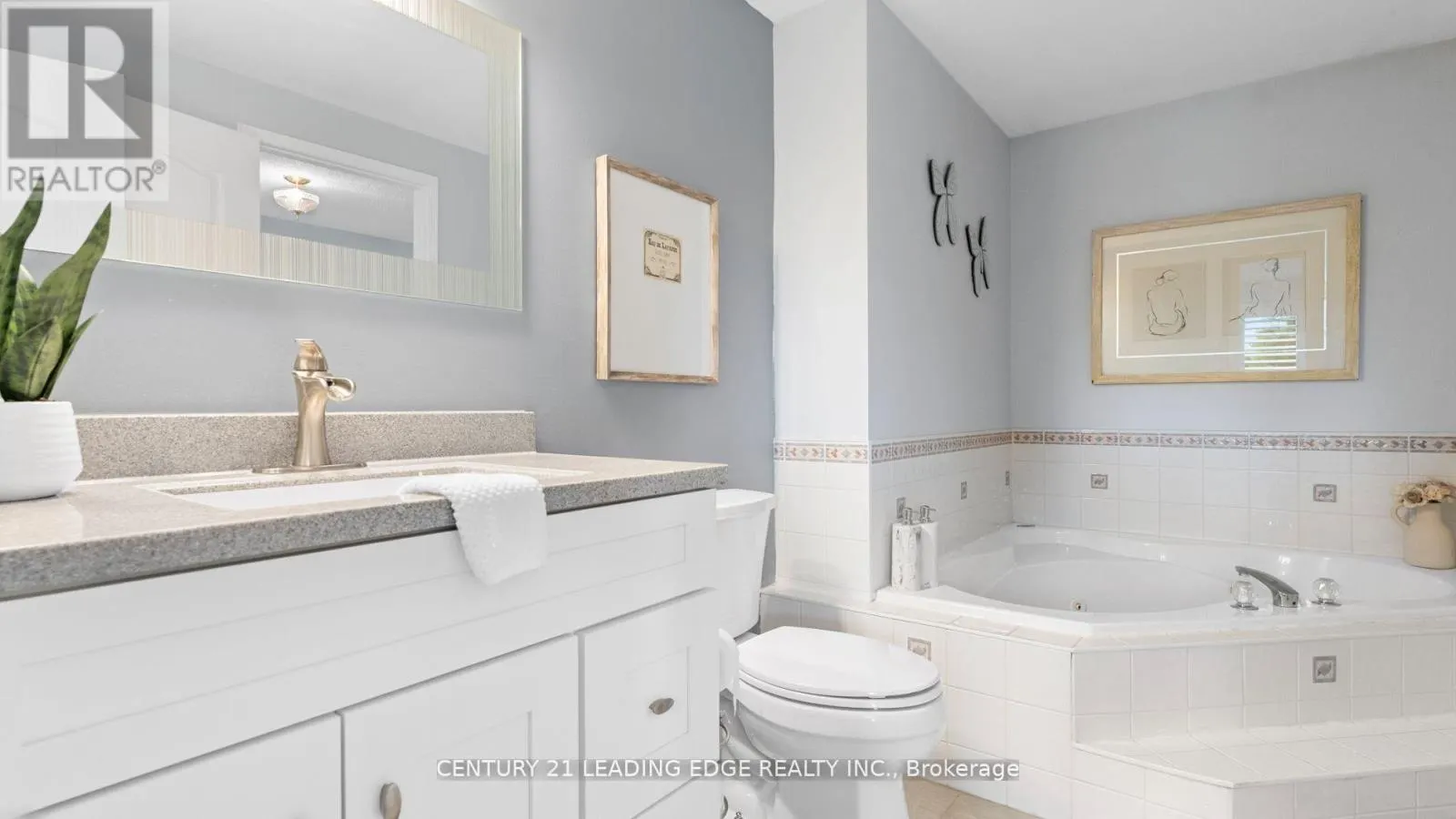 385 COMPTON CRESCENT