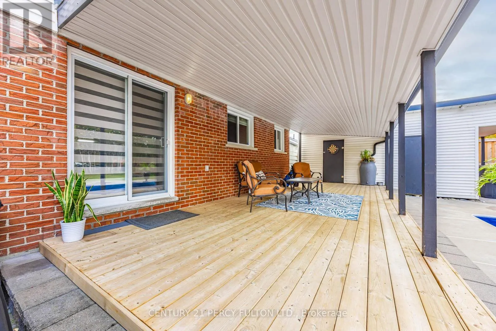 904 SOMERVILLE STREET