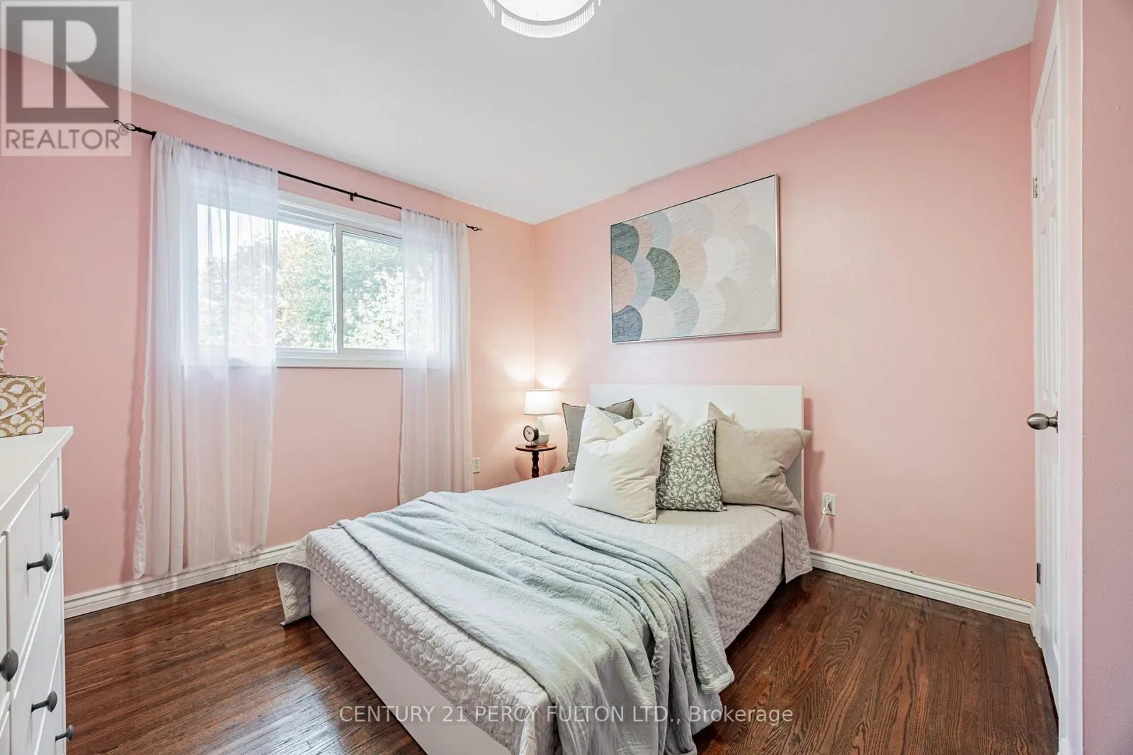 904 SOMERVILLE STREET