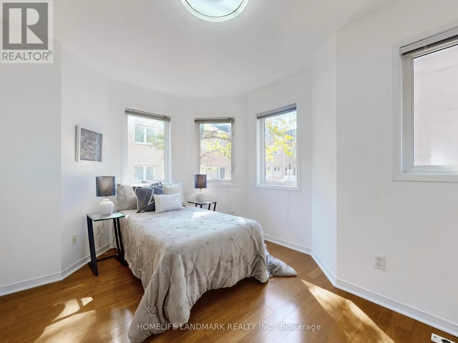 706 - 28 ROSEBANK DRIVE