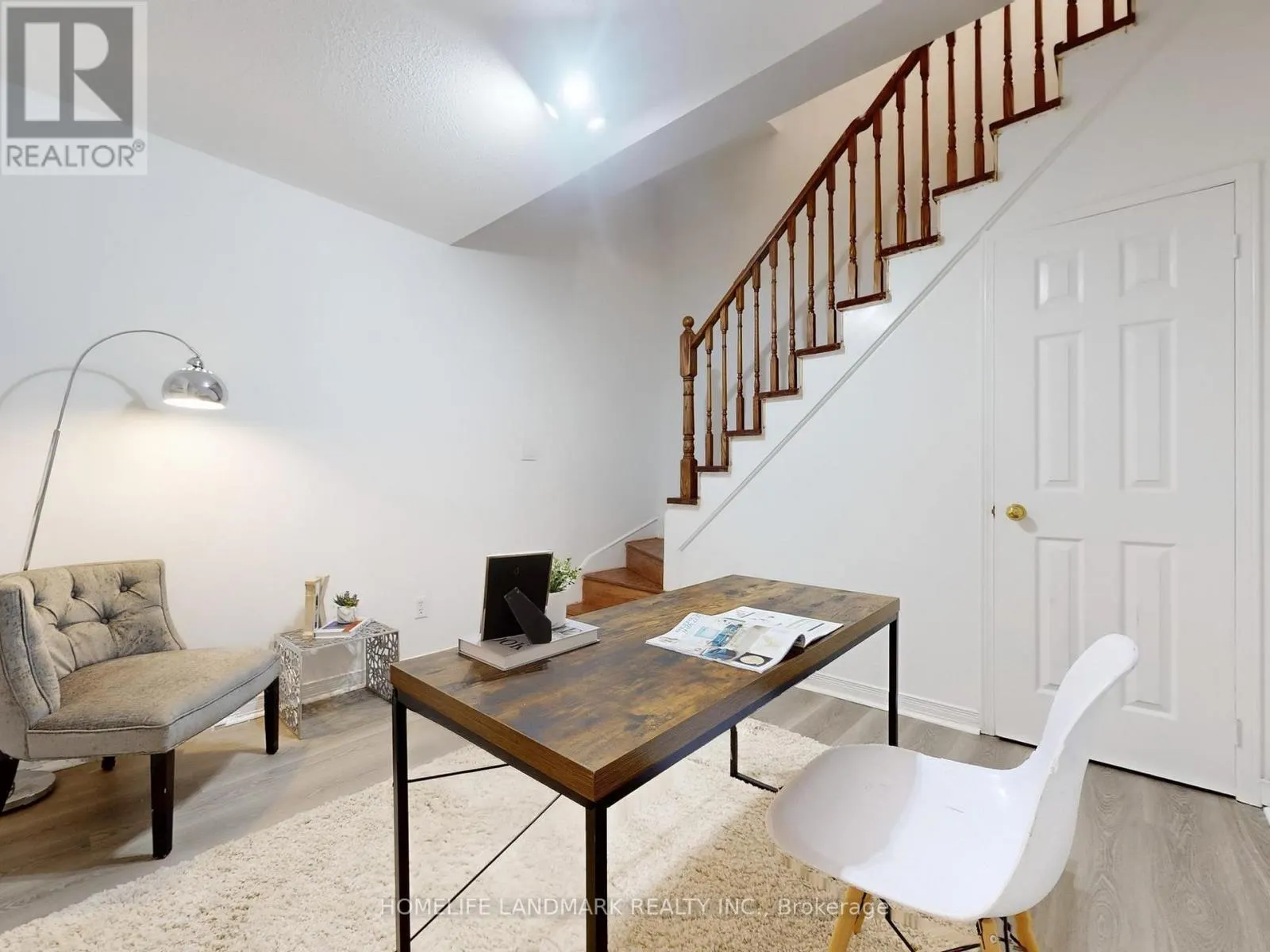 706 - 28 ROSEBANK DRIVE