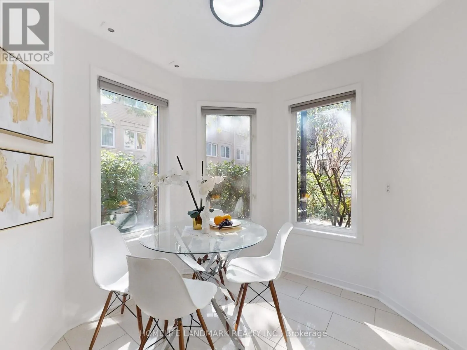 706 - 28 ROSEBANK DRIVE