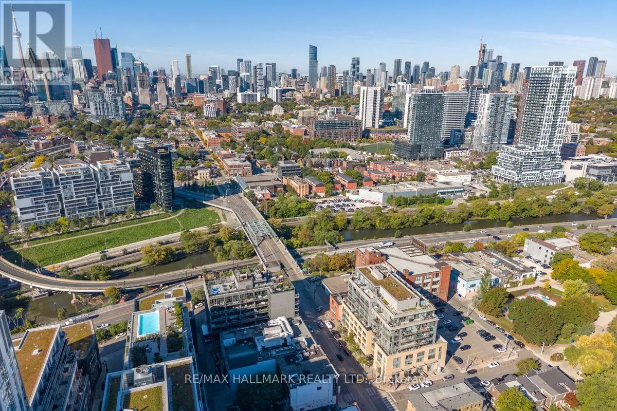 503 - 625 QUEEN STREET E