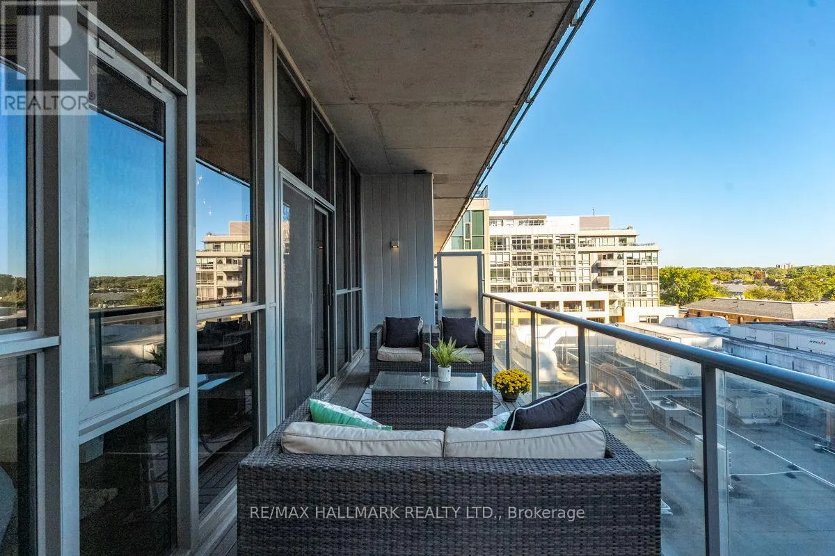 503 - 625 QUEEN STREET E