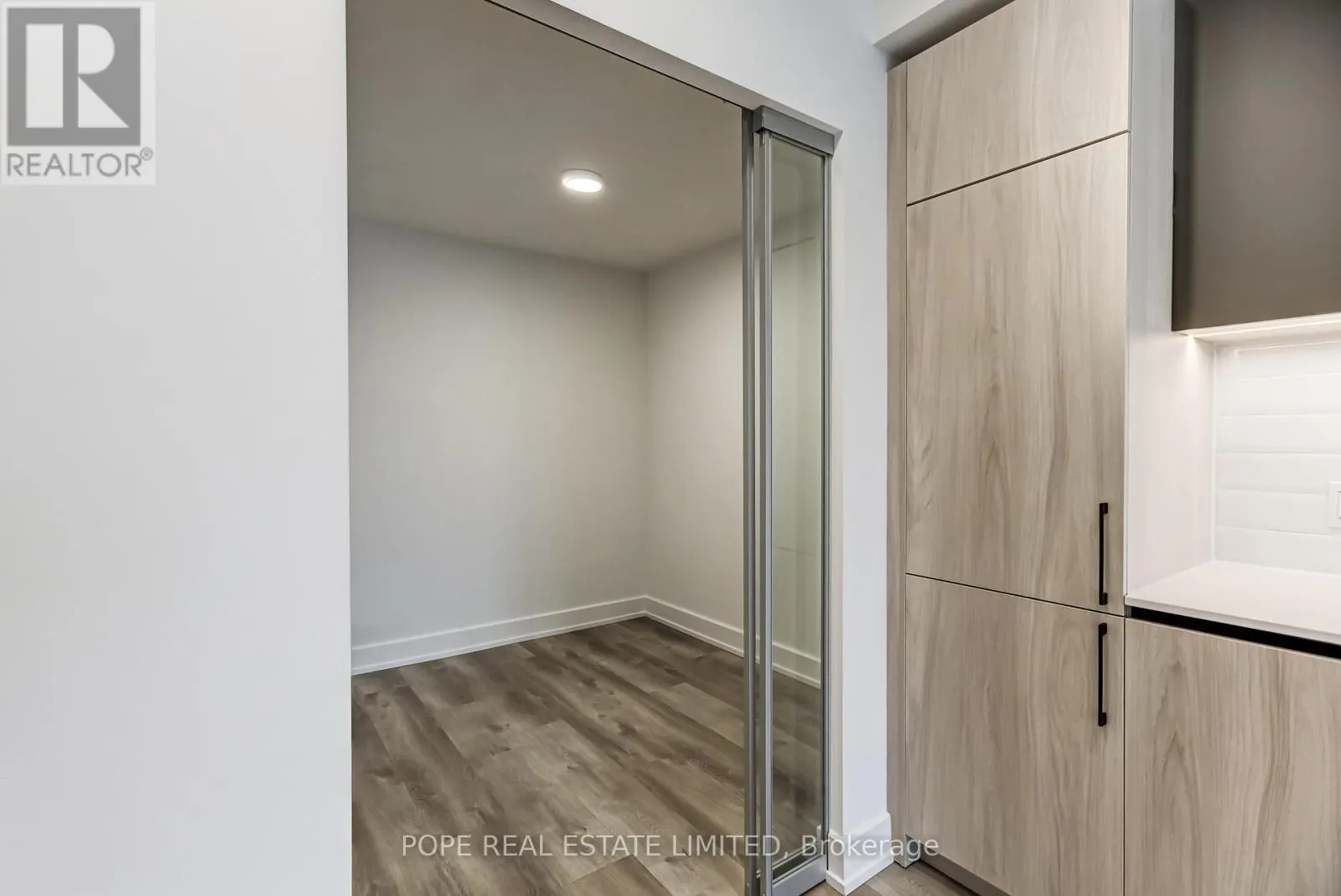 509 - 150 LOGAN AVENUE