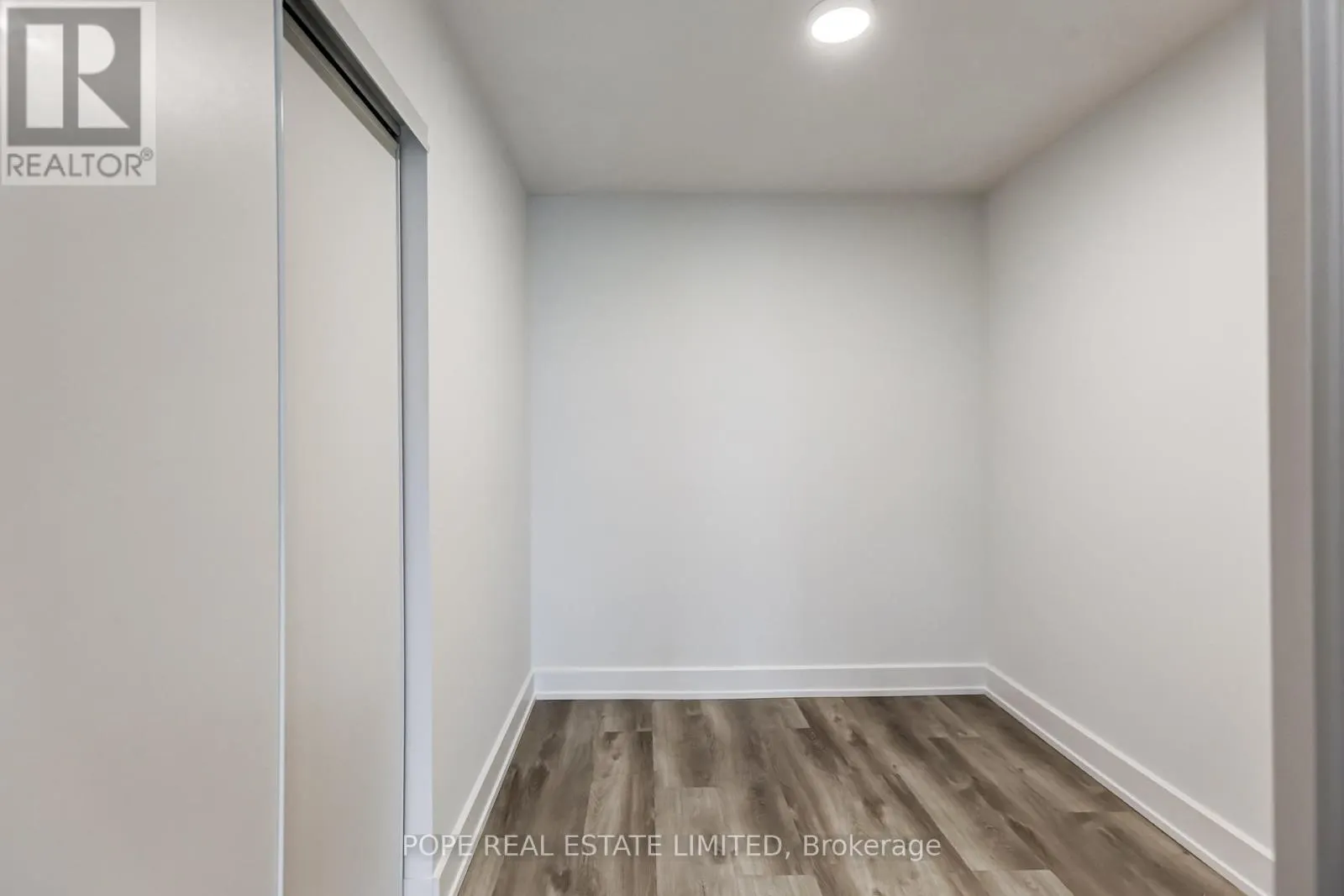 509 - 150 LOGAN AVENUE