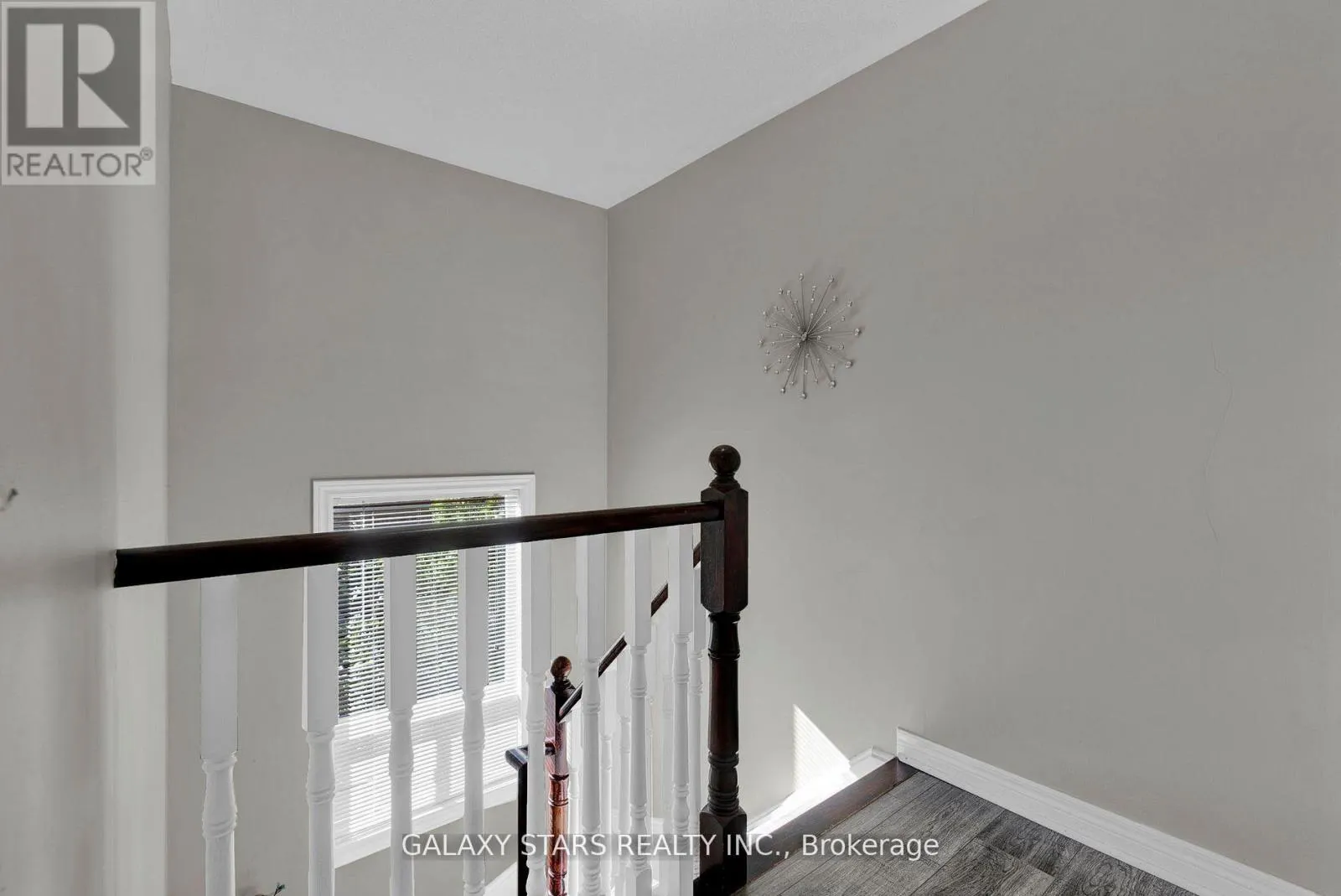 74 NORTHGROVE CRESCENT