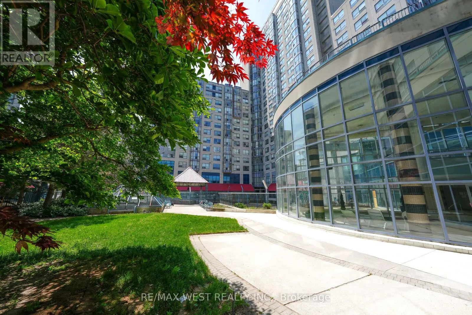 608 - 1470 MIDLAND AVENUE