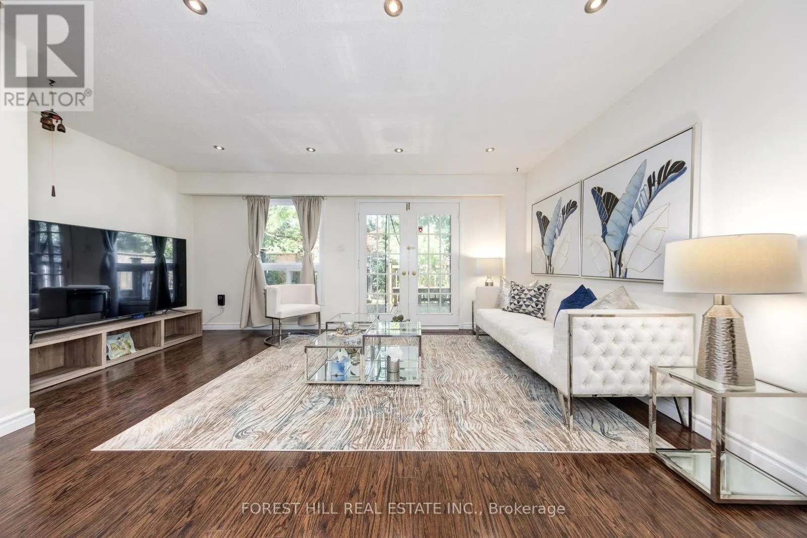 12 - 1 DAVISBROOK BOULEVARD