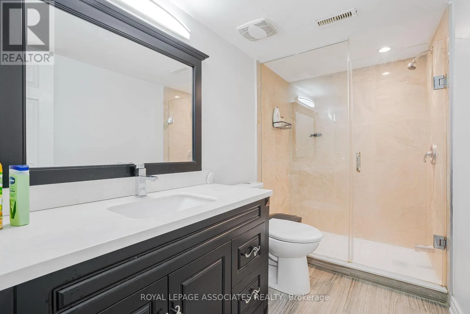 95 CARISBROOKE SQUARE