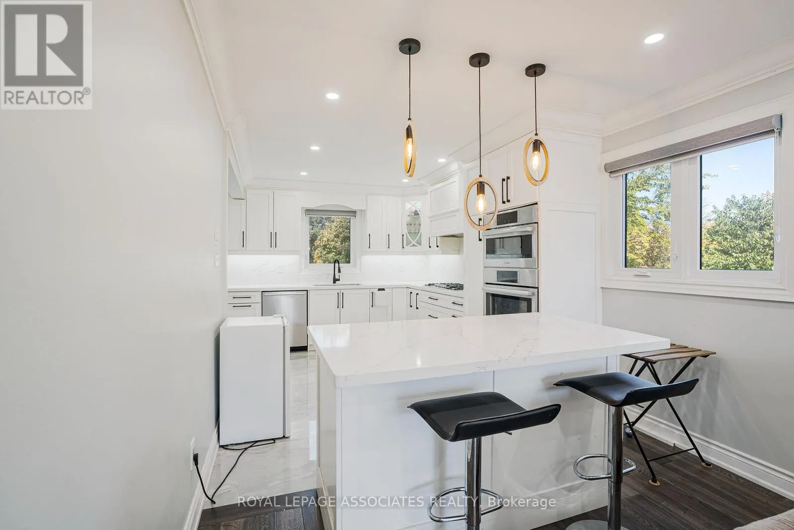 95 CARISBROOKE SQUARE